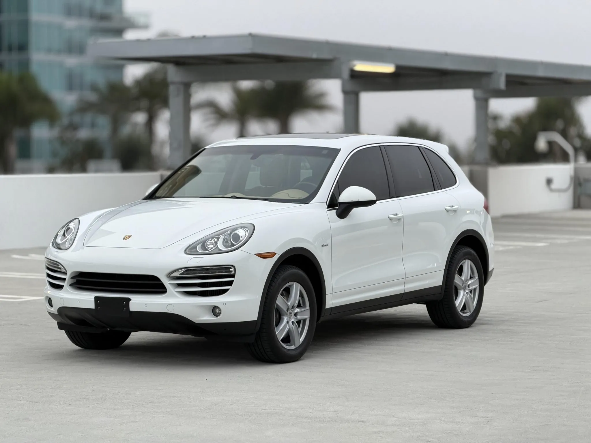 Load larger image of 2013 Porsche Cayenne Diesel - Stuttcars Classified