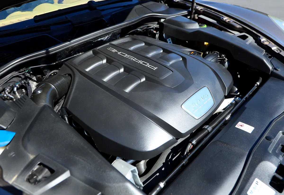 Load larger image of 2013 Porsche Cayenne Diesel - Stuttcars Classified