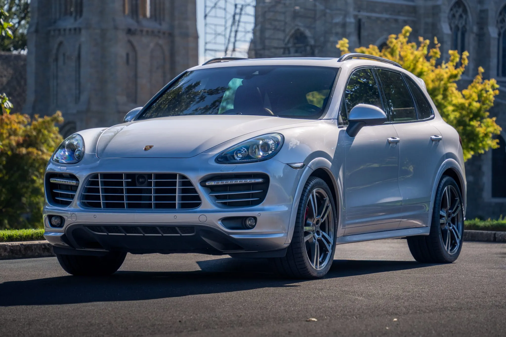 Load larger image of 2014 Porsche Cayenne GTS - Stuttcars Classified