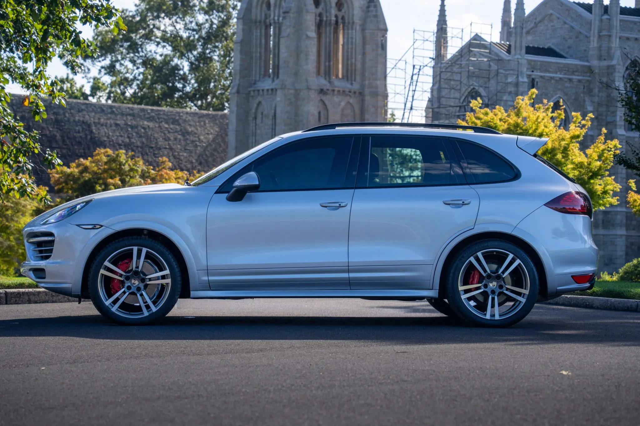 Load larger image of 2014 Porsche Cayenne GTS - Stuttcars Classified