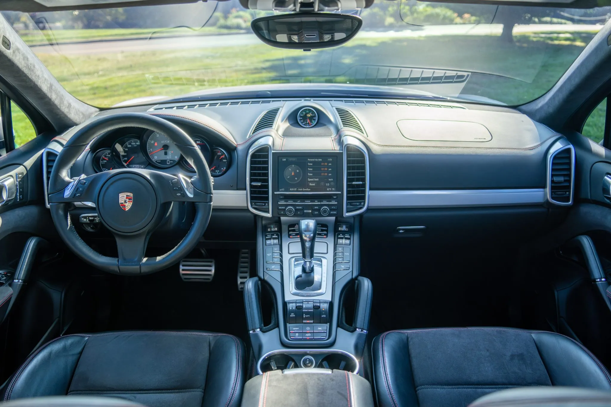 Load larger image of 2014 Porsche Cayenne GTS - Stuttcars Classified