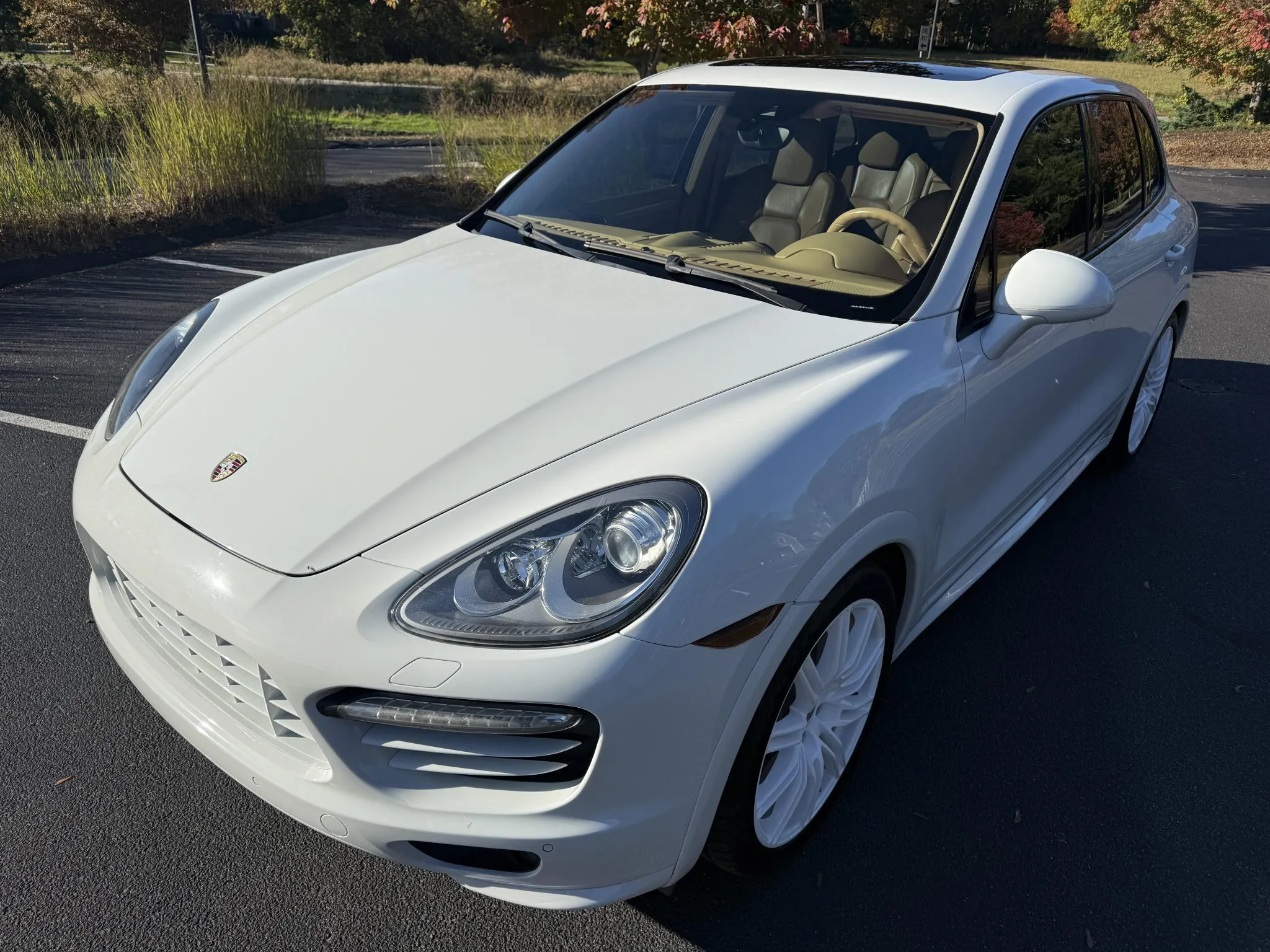 Load larger image of 2014 Porsche Cayenne GTS - Stuttcars Classified