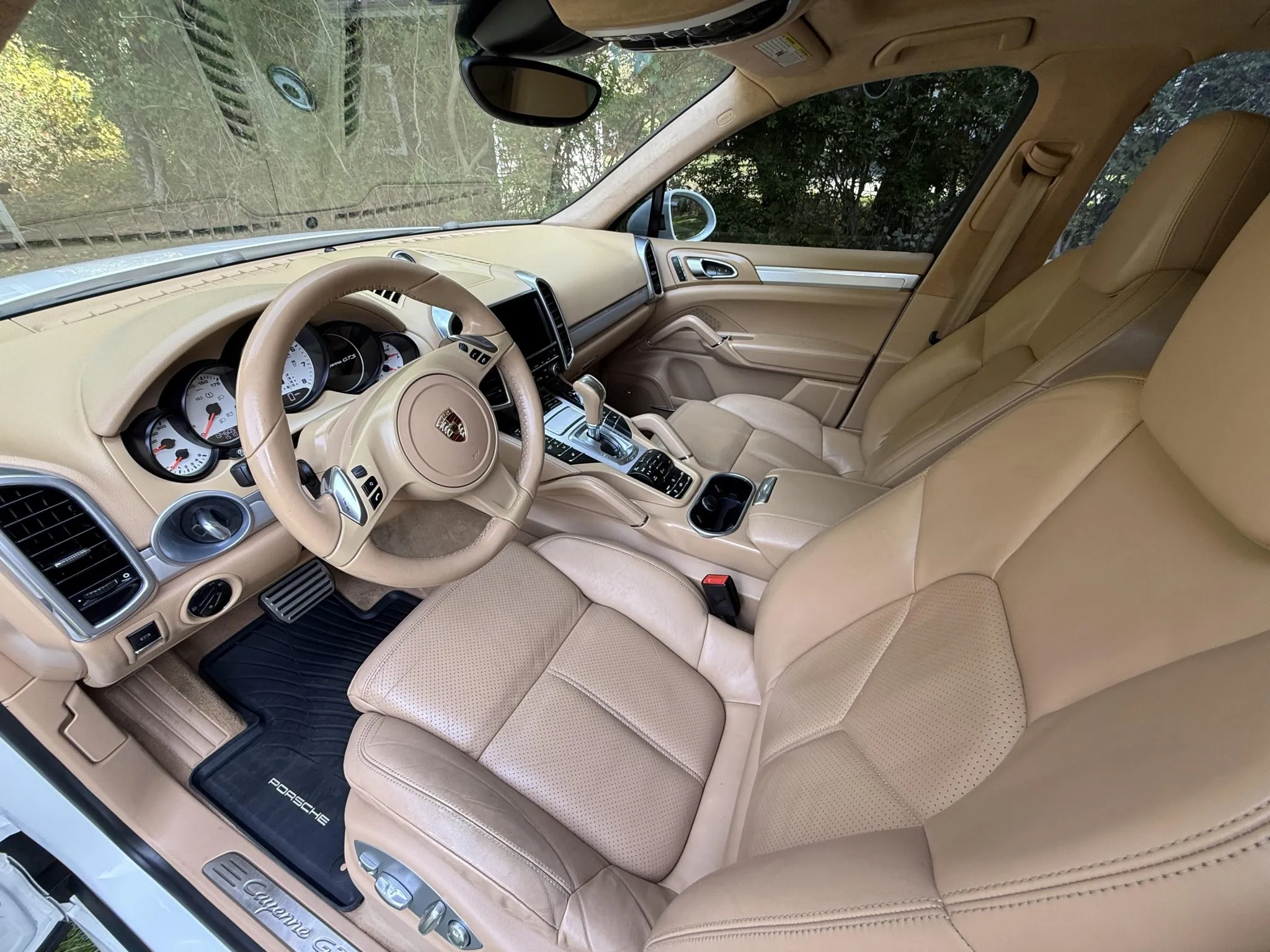 Load larger image of 2014 Porsche Cayenne GTS - Stuttcars Classified