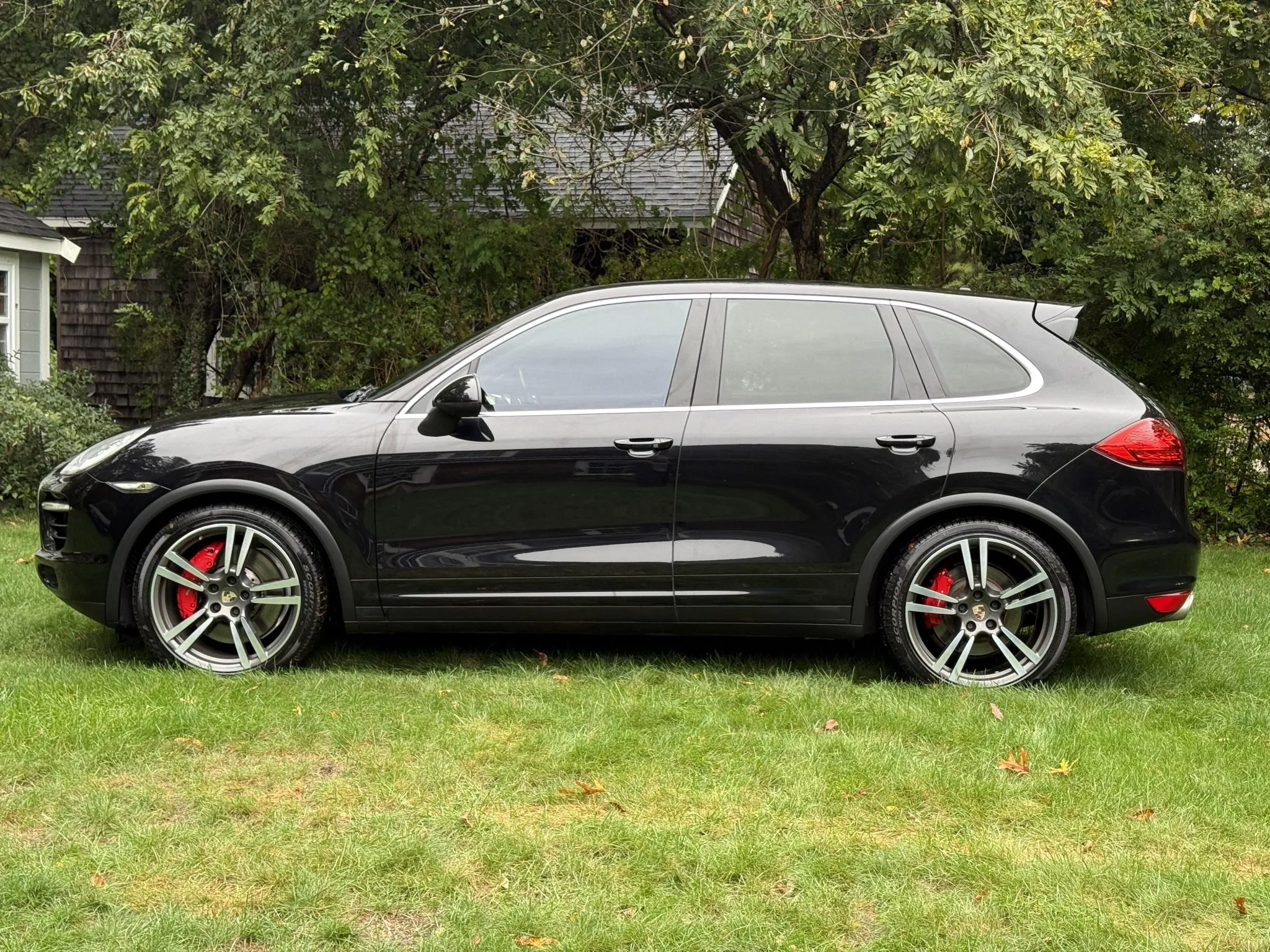 Load larger image of 2014 Porsche Cayenne Turbo - Stuttcars Classified