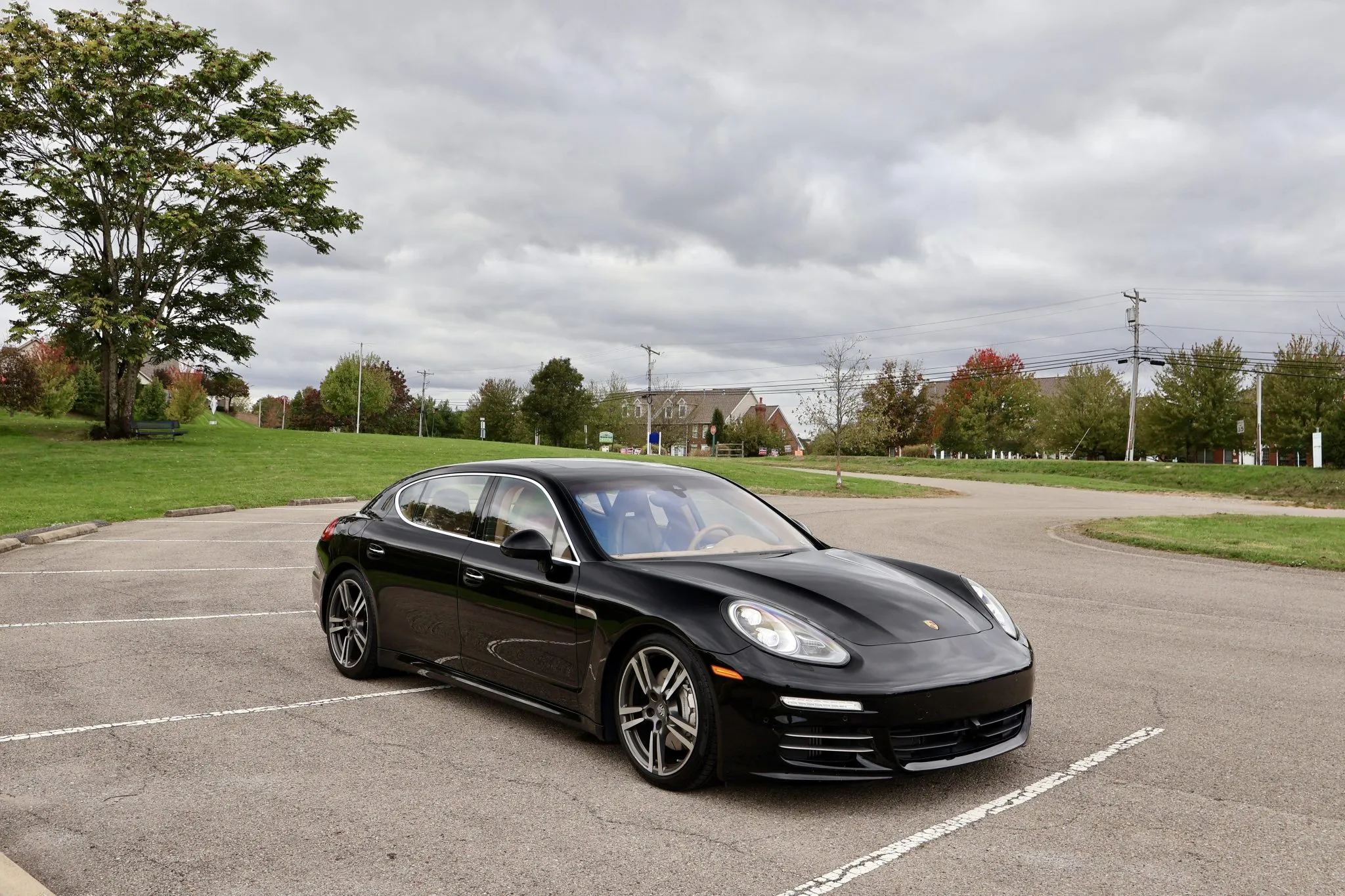 Load larger image of 2014 Porsche Panamera 4S Executive - Stuttcars Classified