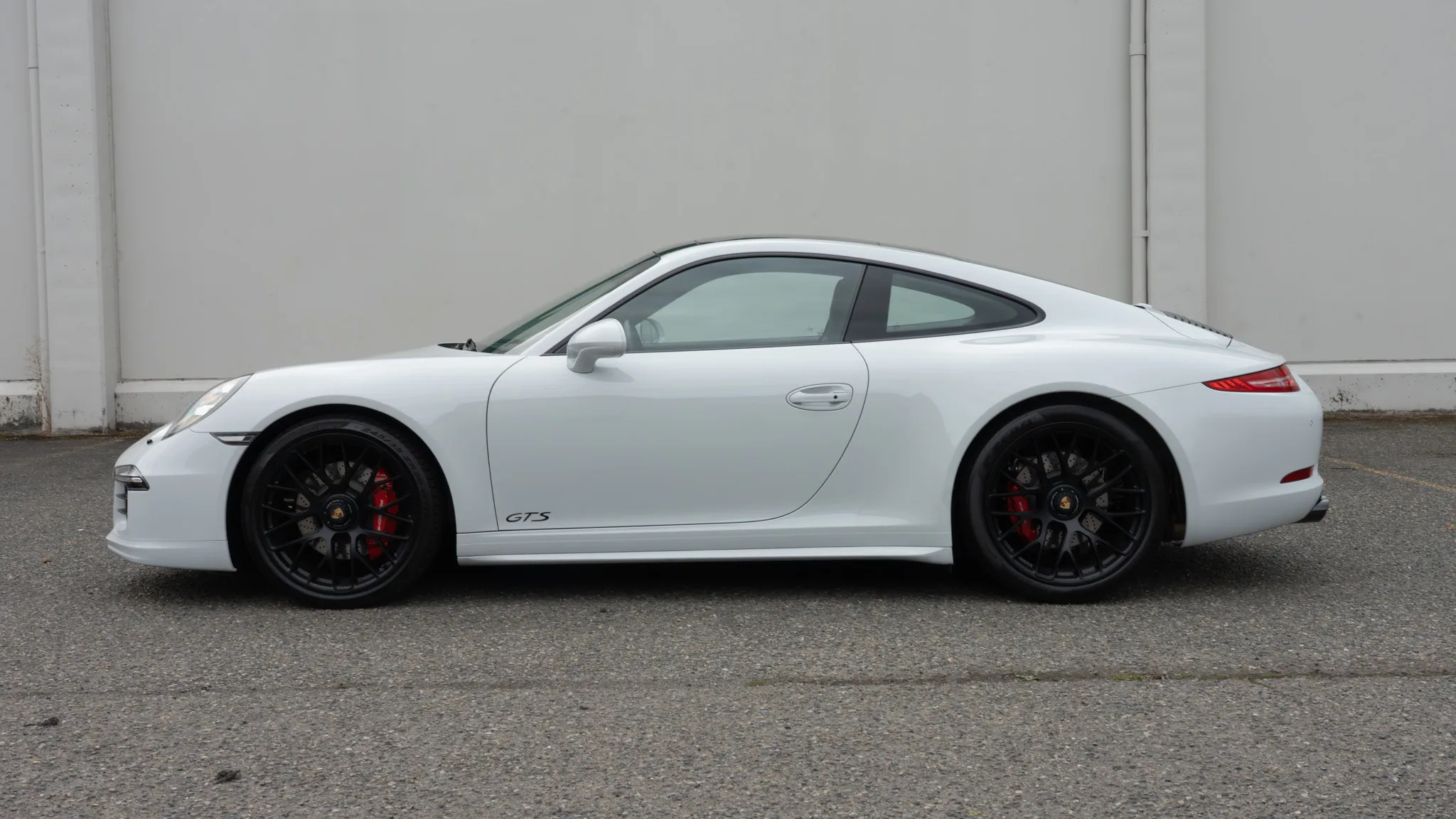 Load larger image of 2015 Porsche 911 Carrera 4 GTS Coupe - Stuttcars Classified