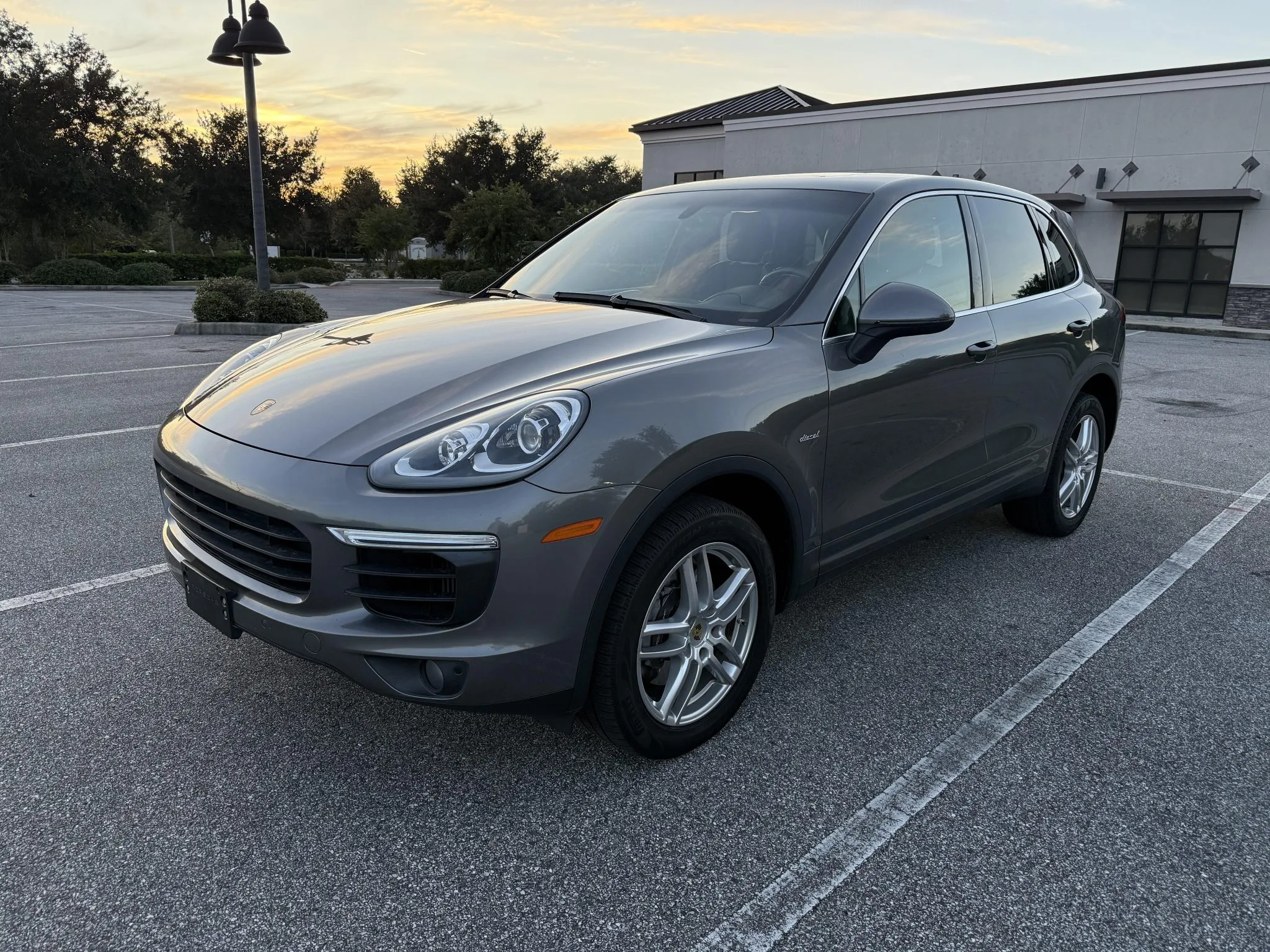 Load larger image of 2015 Porsche Cayenne Diesel - Stuttcars Classified