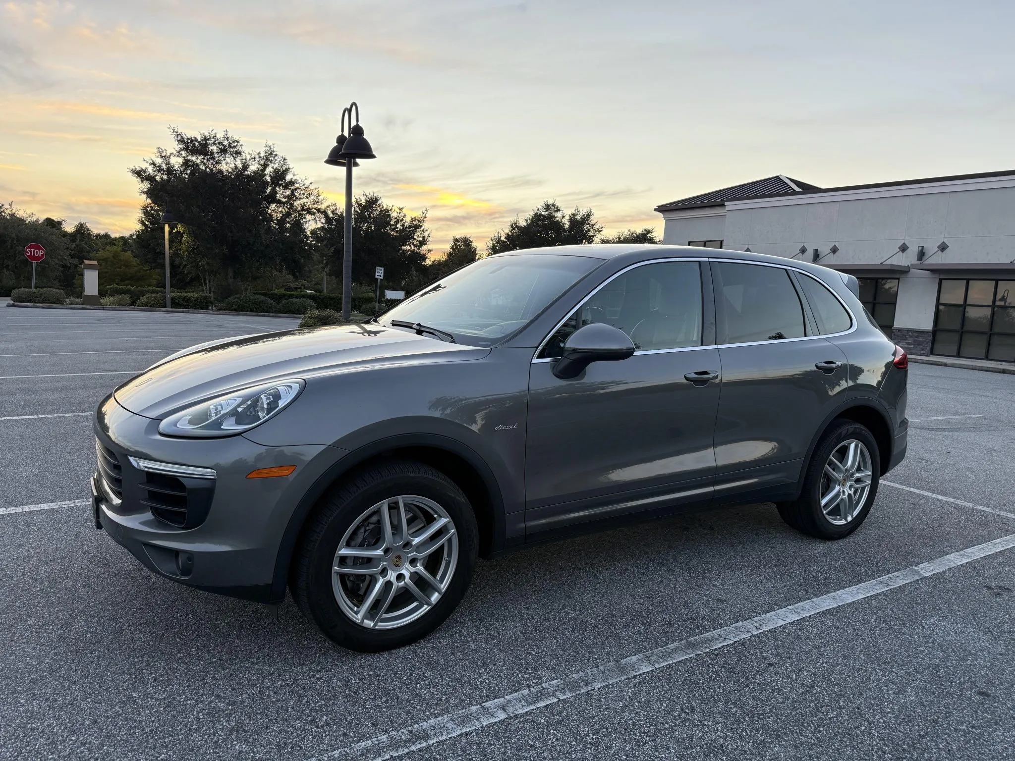 Load larger image of 2015 Porsche Cayenne Diesel - Stuttcars Classified