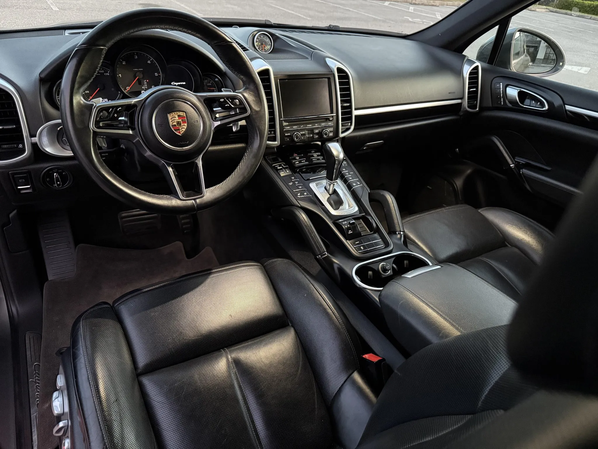 Load larger image of 2015 Porsche Cayenne Diesel - Stuttcars Classified