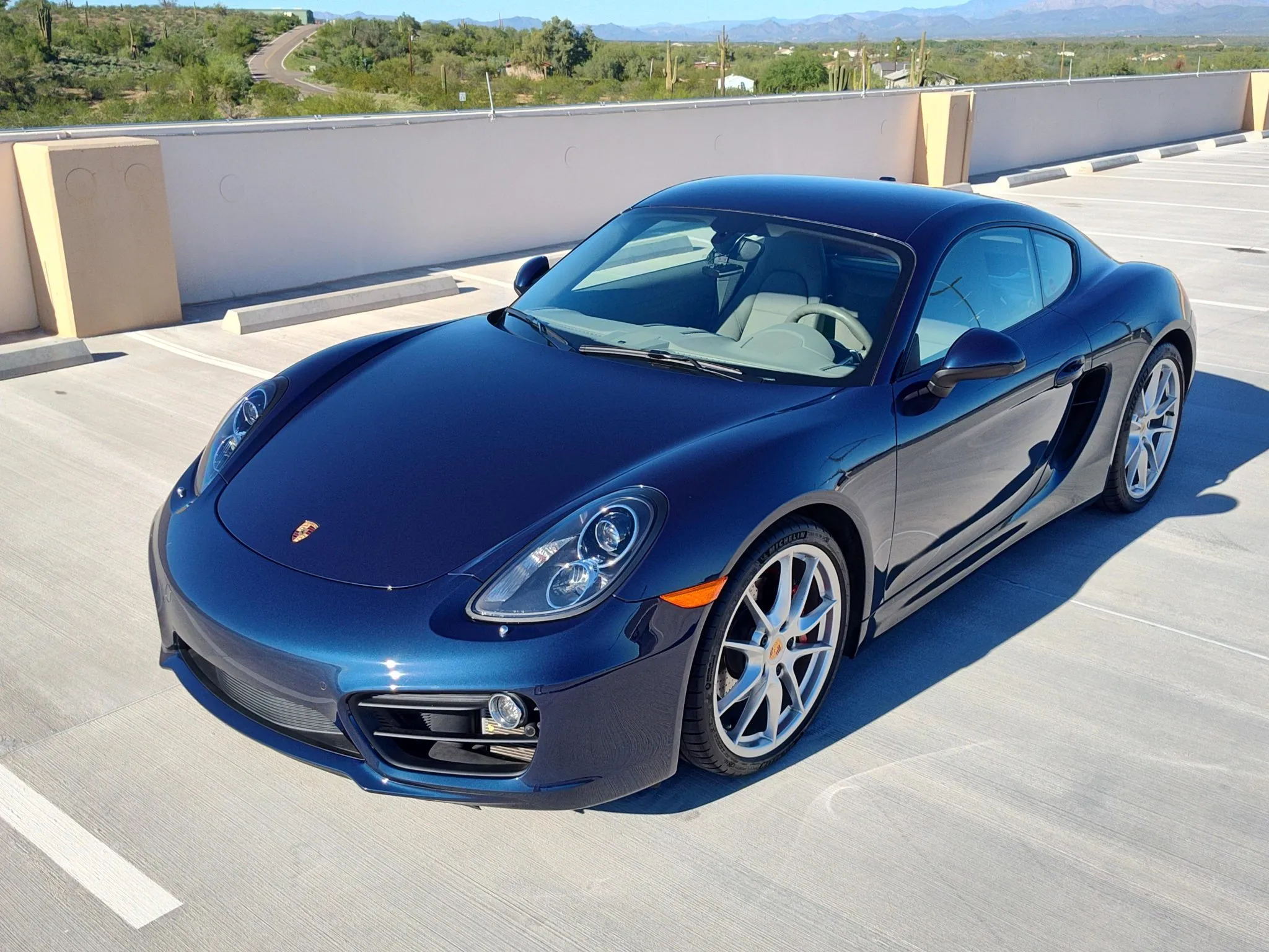 Load larger image of 2015 Porsche Cayman S - Stuttcars Classified