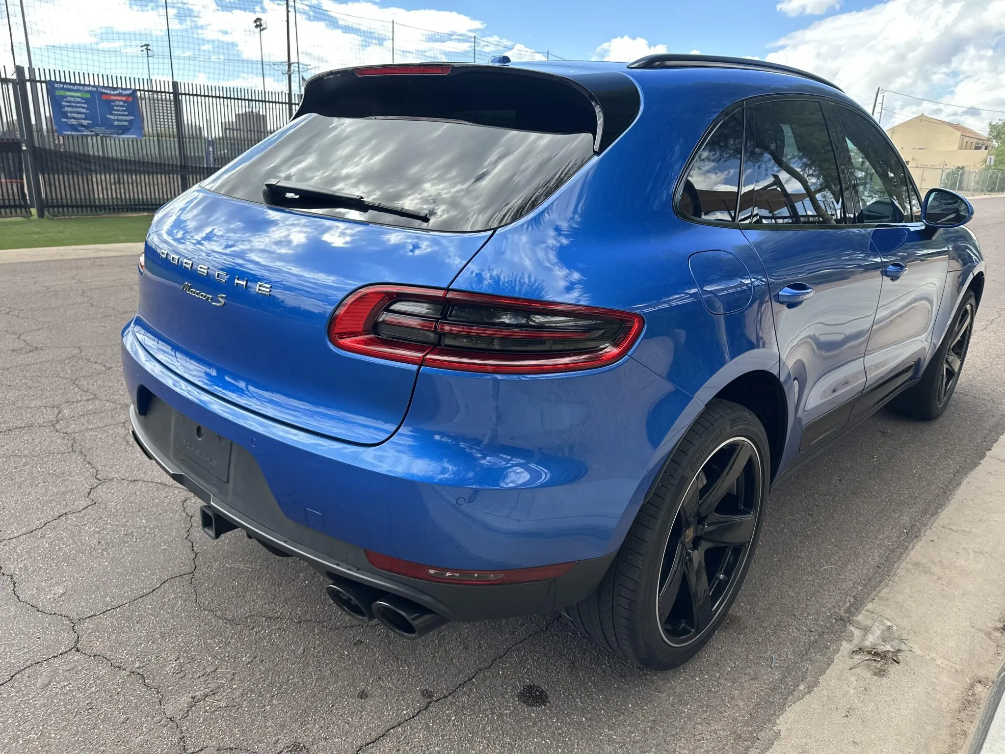 Load larger image of 2016 Porsche Macan S - Stuttcars Classified
