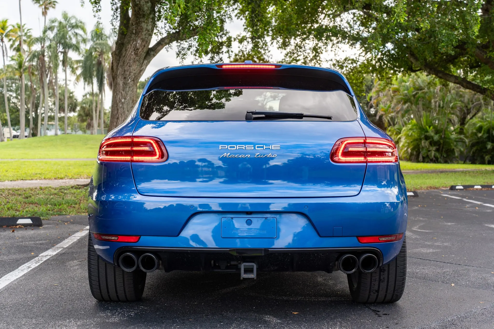 Load larger image of 2017 Porsche Macan Turbo - Stuttcars Classified