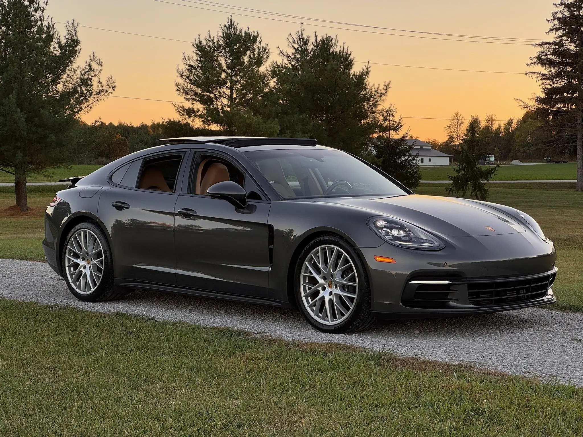 Load larger image of 2017 Porsche Panamera - Stuttcars Classified