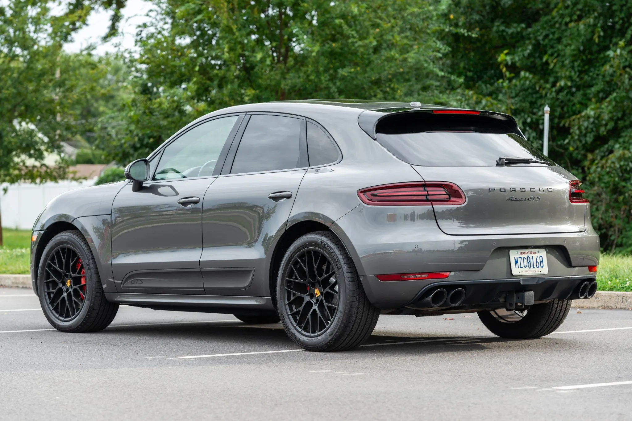 Load larger image of 2018 Porsche Macan GTS - Stuttcars Classified