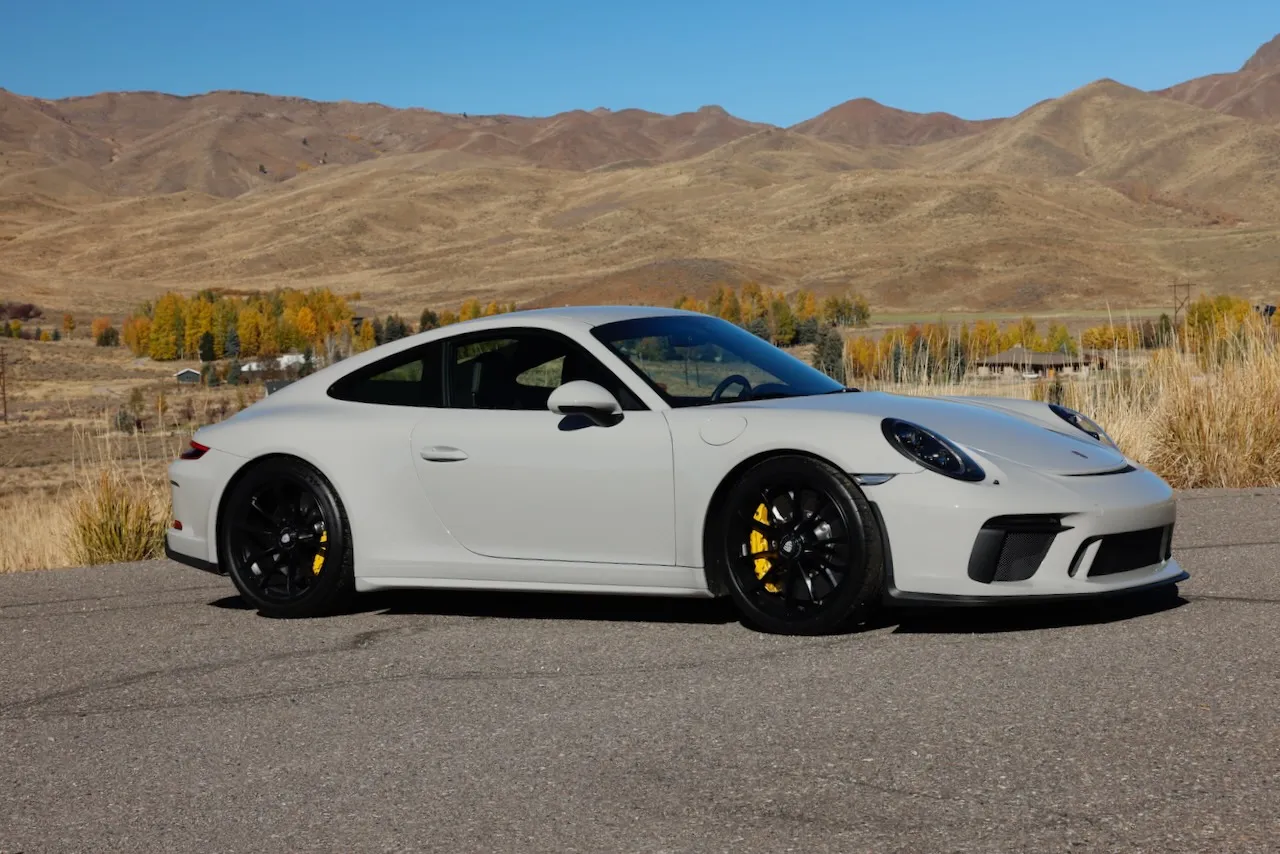 Load larger image of 2019 Porsche 911 GT3 Touring - Stuttcars Classified