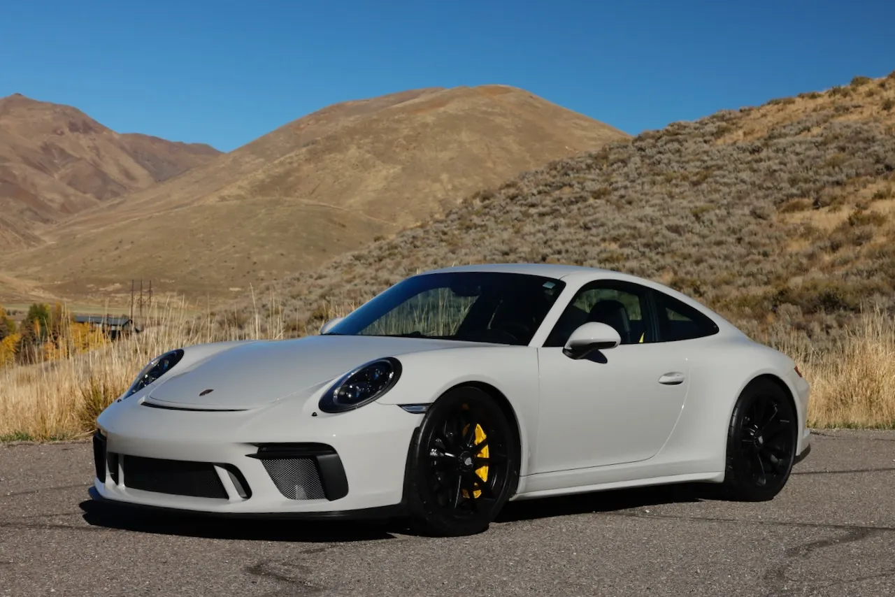 Load larger image of 2019 Porsche 911 GT3 Touring - Stuttcars Classified