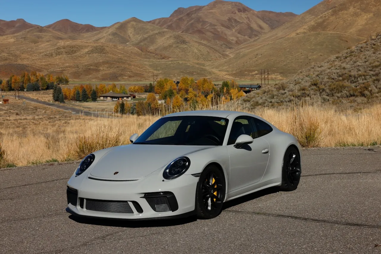 Load larger image of 2019 Porsche 911 GT3 Touring - Stuttcars Classified
