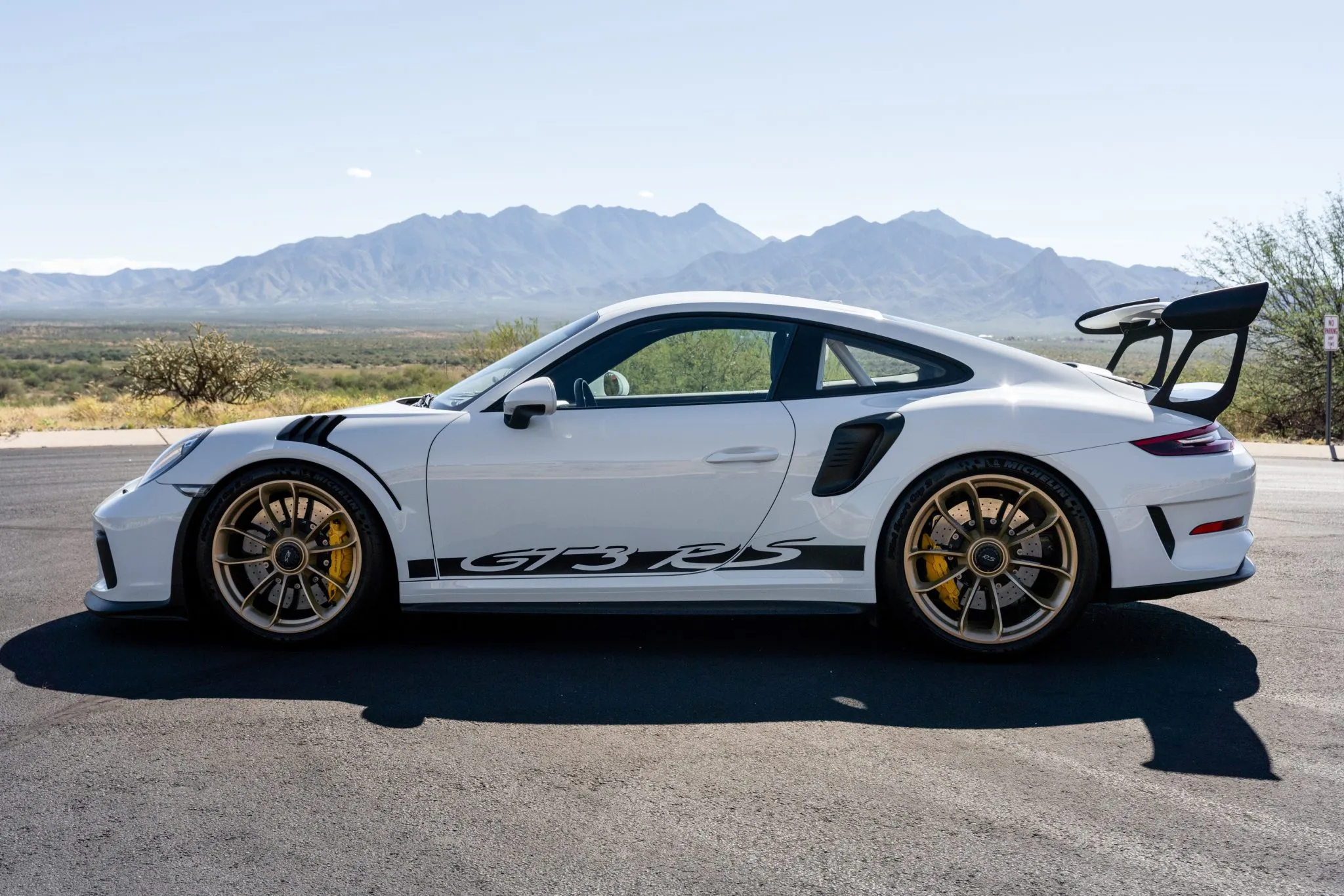 Load larger image of 2019 Porsche 911 GT3 RS - Stuttcars Classified