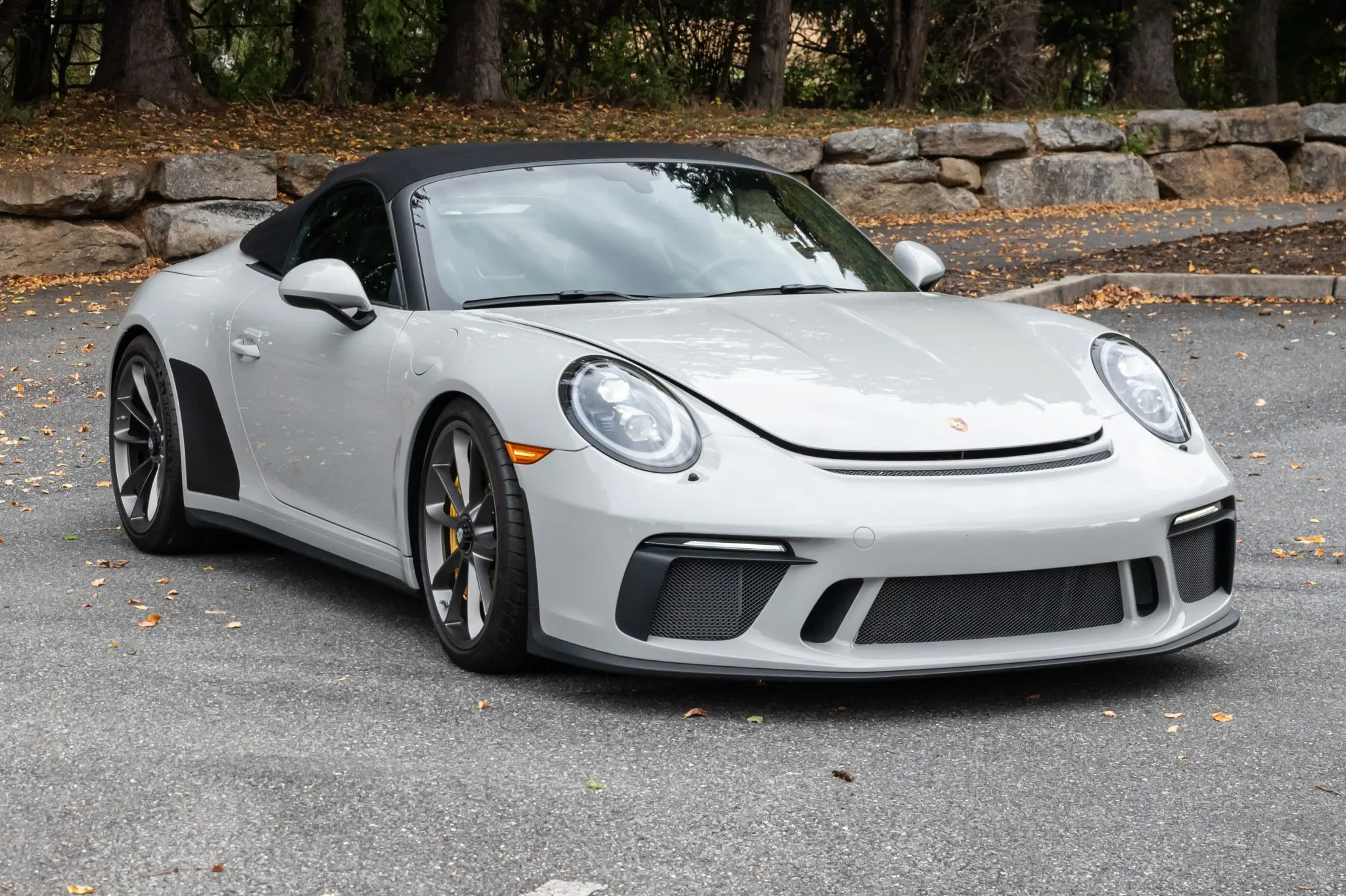 Load larger image of 2019 Porsche 911 Speedster - Stuttcars Classified