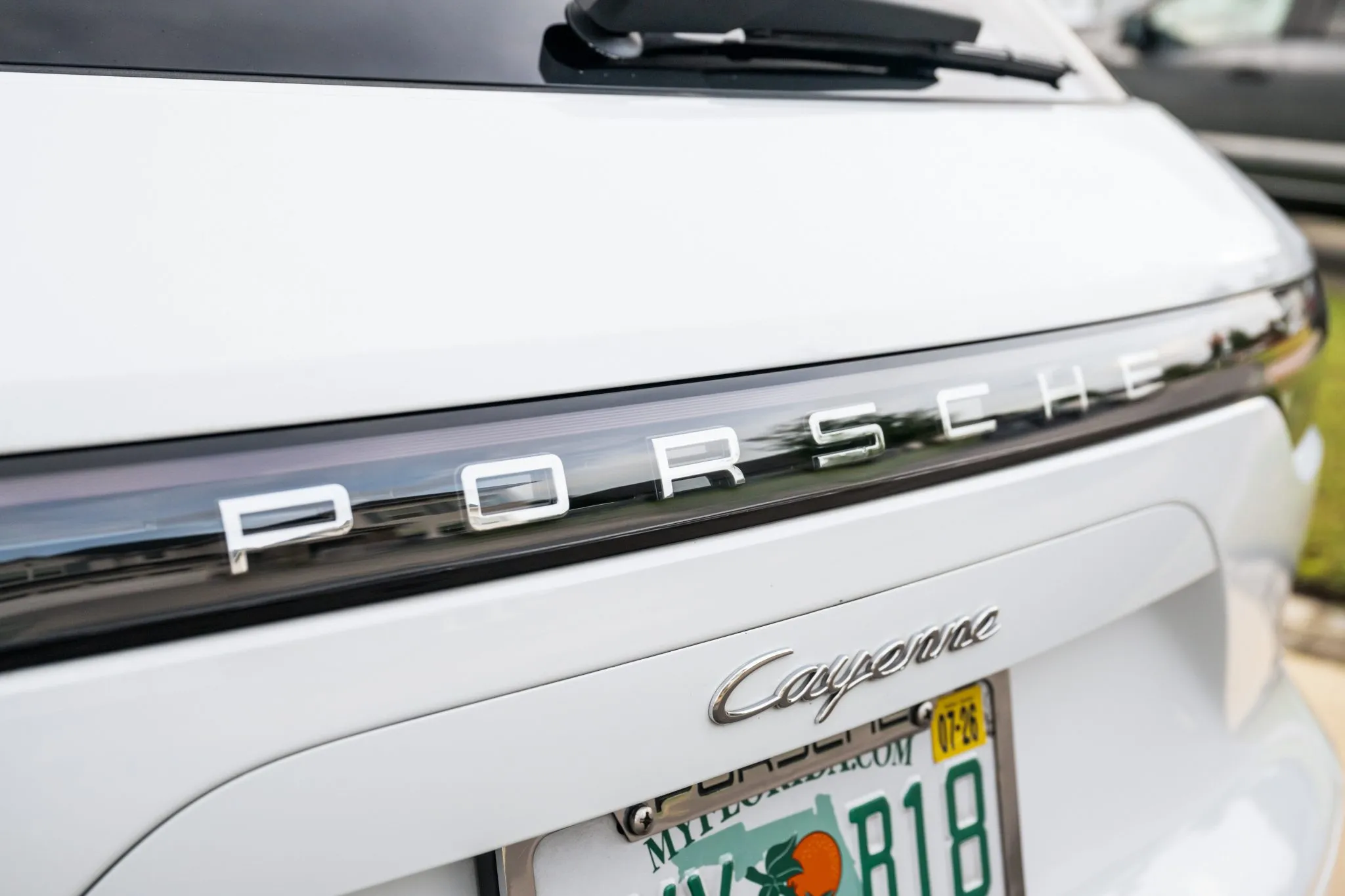 Load larger image of 2019 Porsche Cayenne - Stuttcars Classified