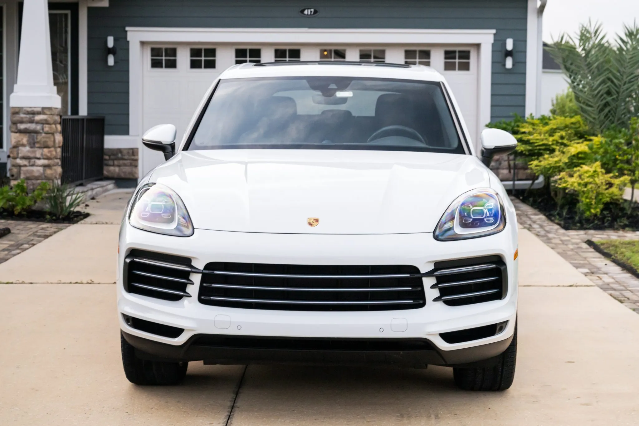 Load larger image of 2019 Porsche Cayenne - Stuttcars Classified