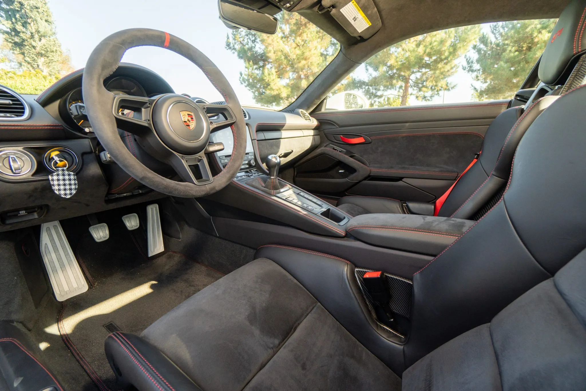 Load larger image of 2020 Porsche 718 Cayman GT4 - Stuttcars Classified