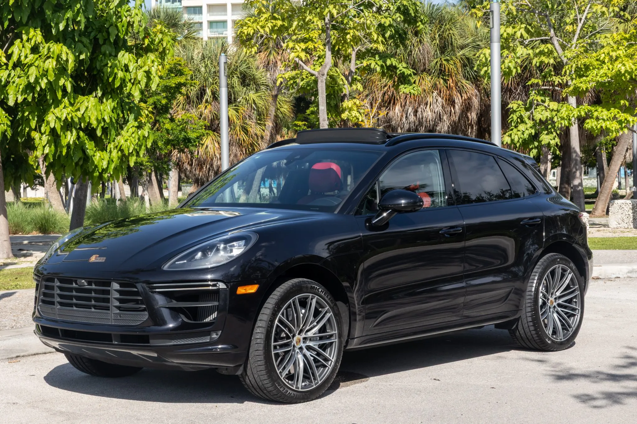 Load larger image of 2021 Porsche Macan Turbo - Stuttcars Classified