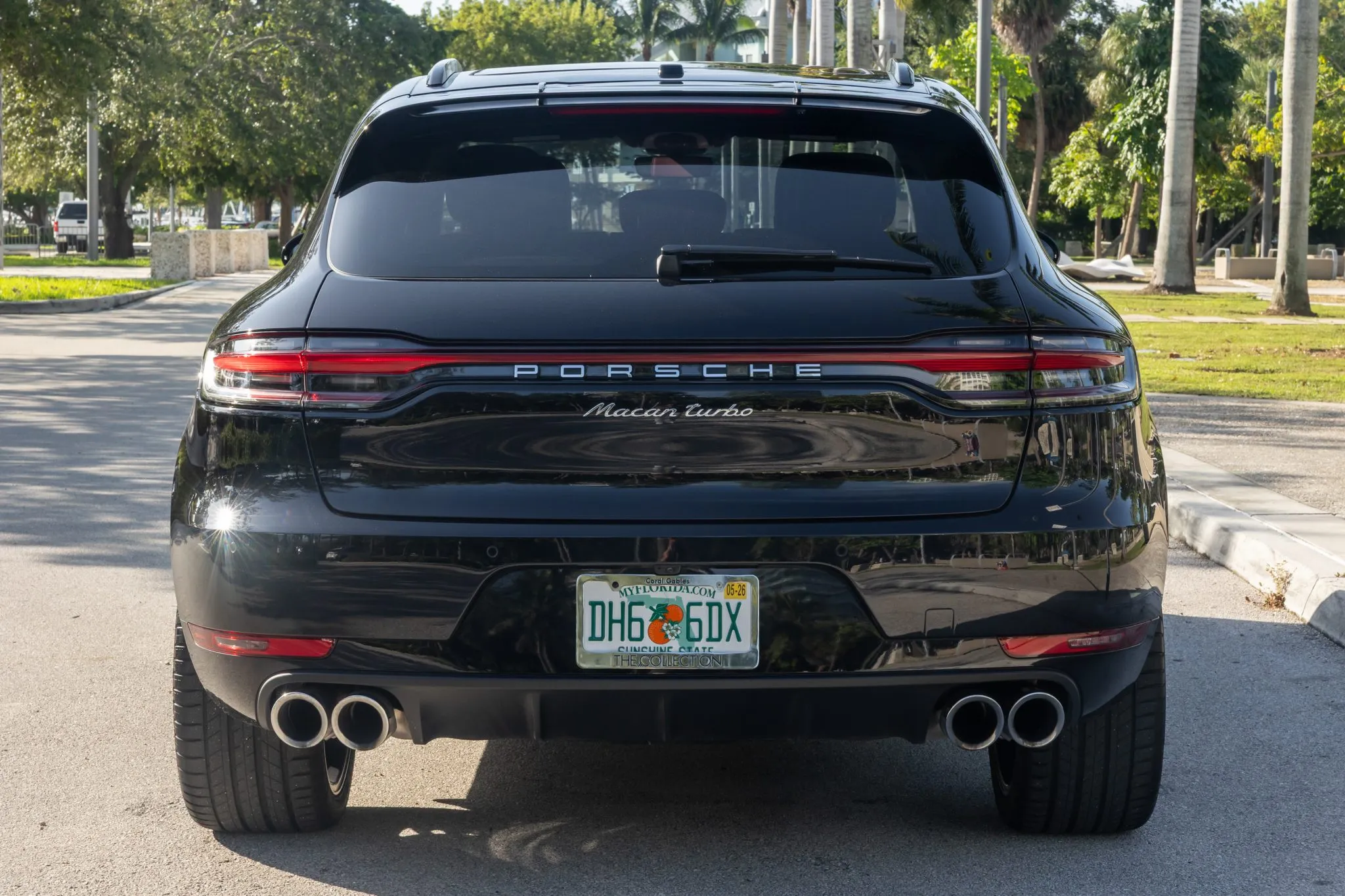 Load larger image of 2021 Porsche Macan Turbo - Stuttcars Classified