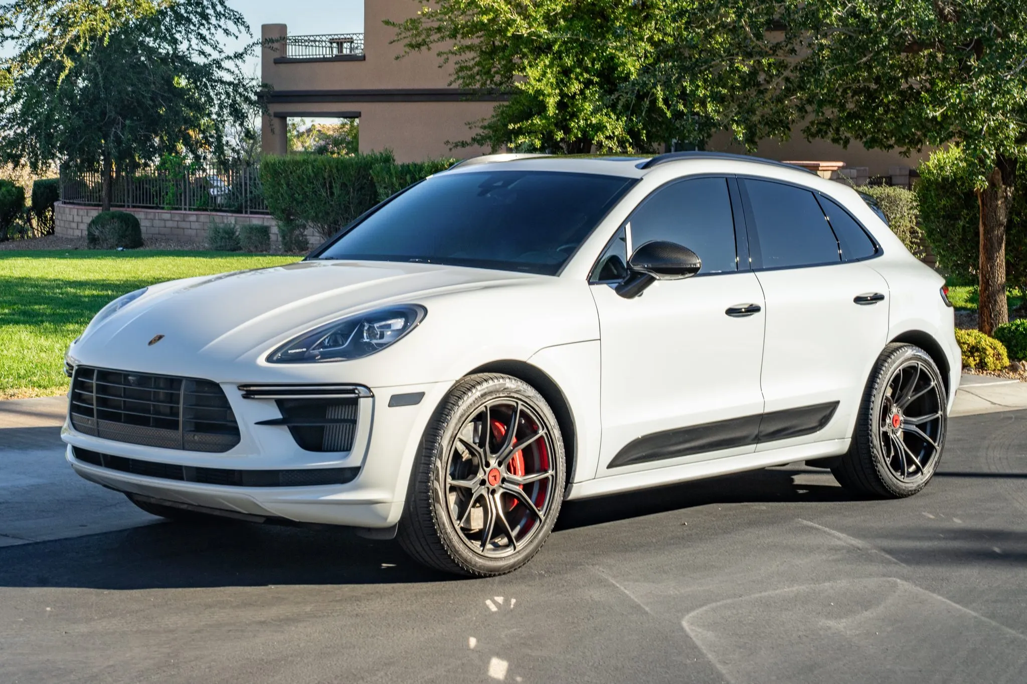 Load larger image of 2021 Porsche Macan Turbo - Stuttcars Classified