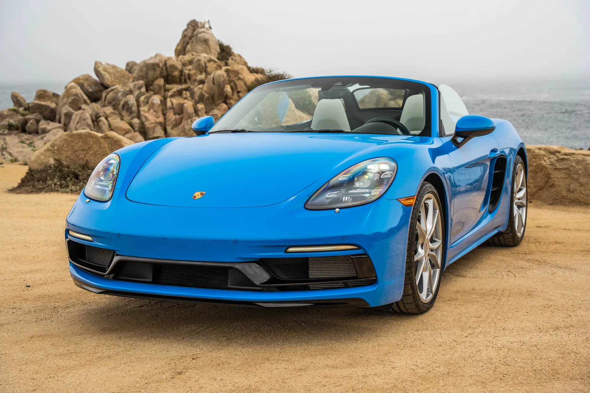 Load larger image of 2022 Porsche 718 Boxster - Stuttcars Classified