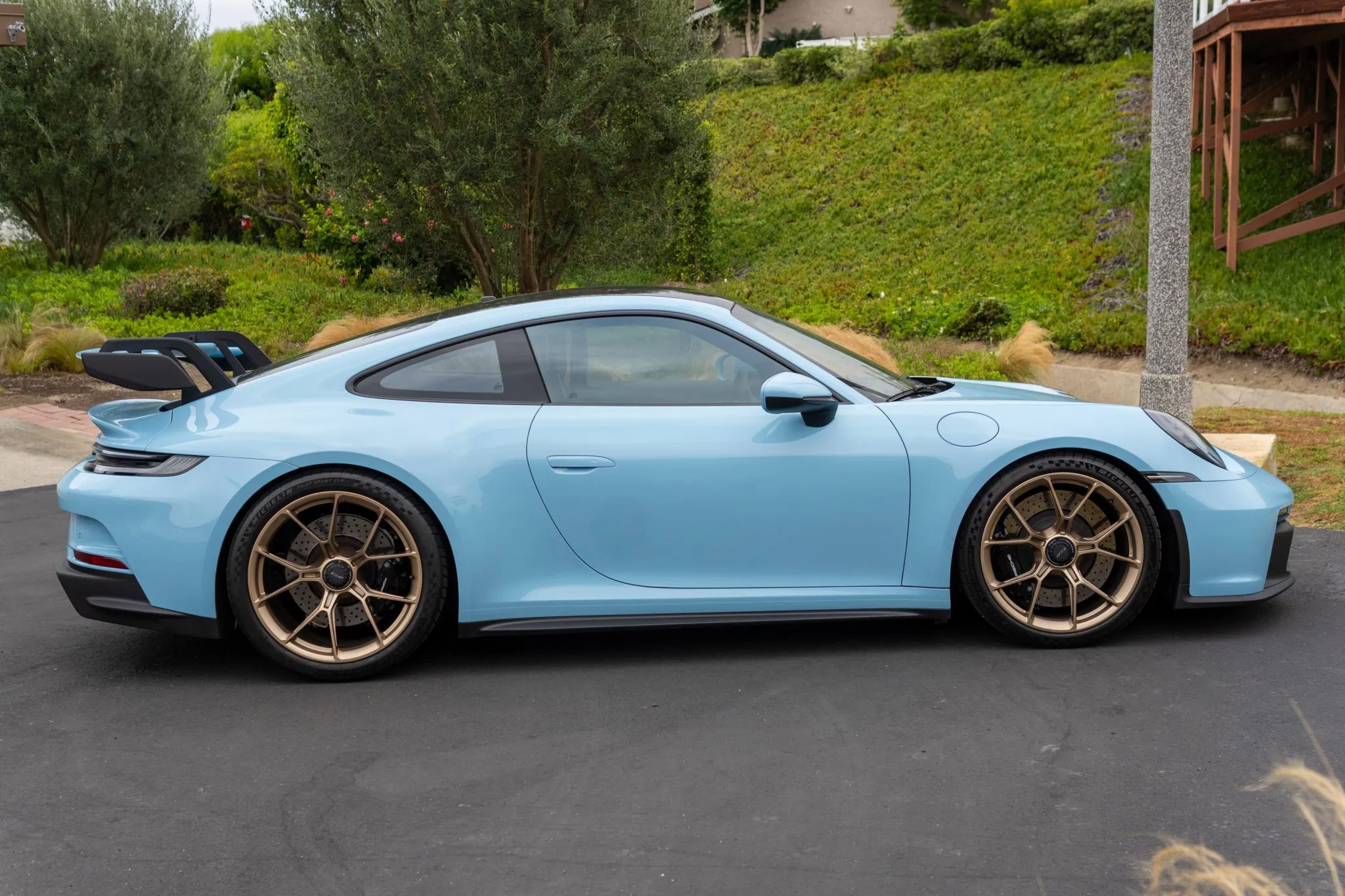 Load larger image of Gulf Blue 2022 Porsche 911 GT3 - Stuttcars Classified