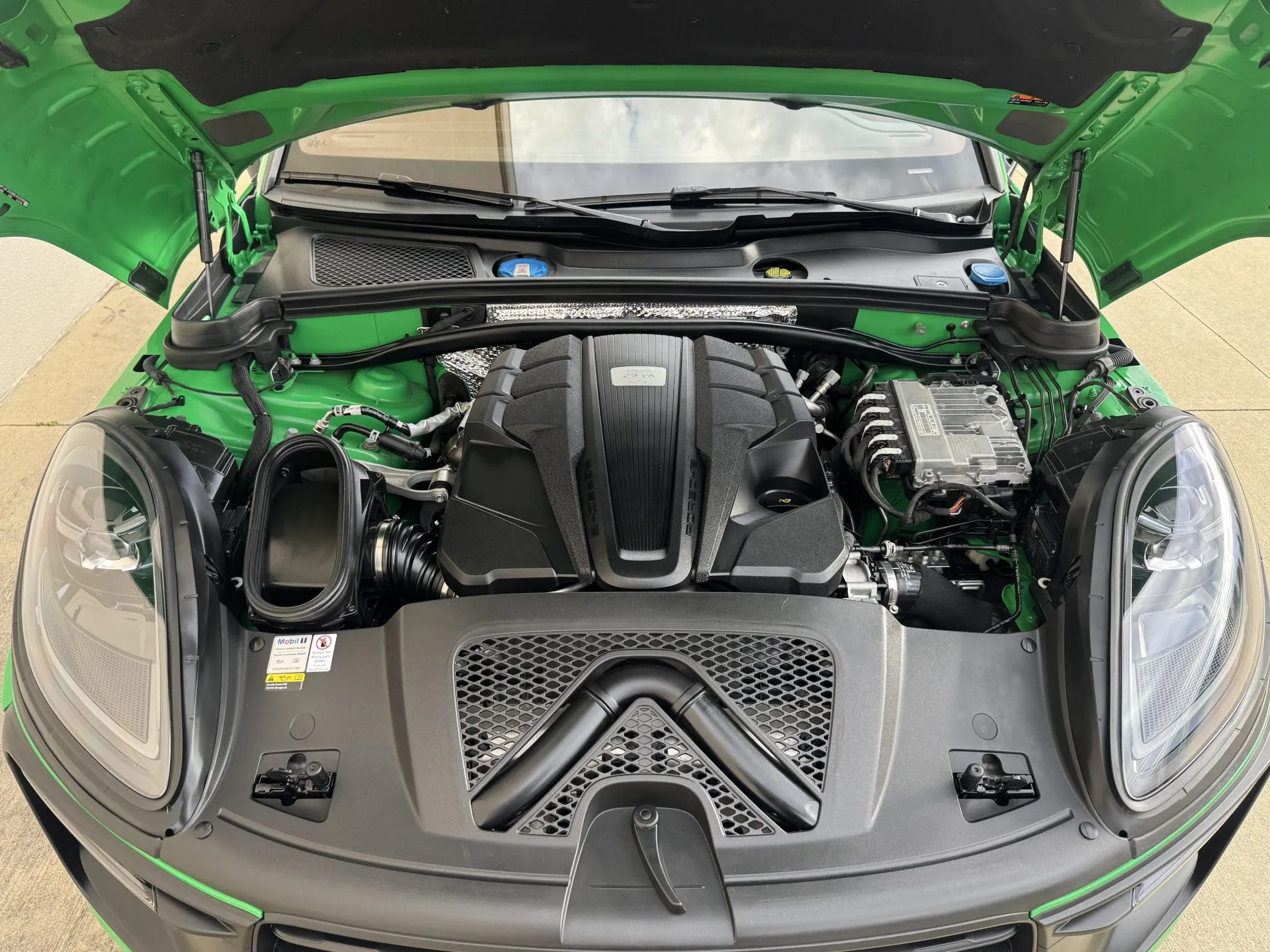 Load larger image of 2022 Porsche Macan GTS - Stuttcars Classified
