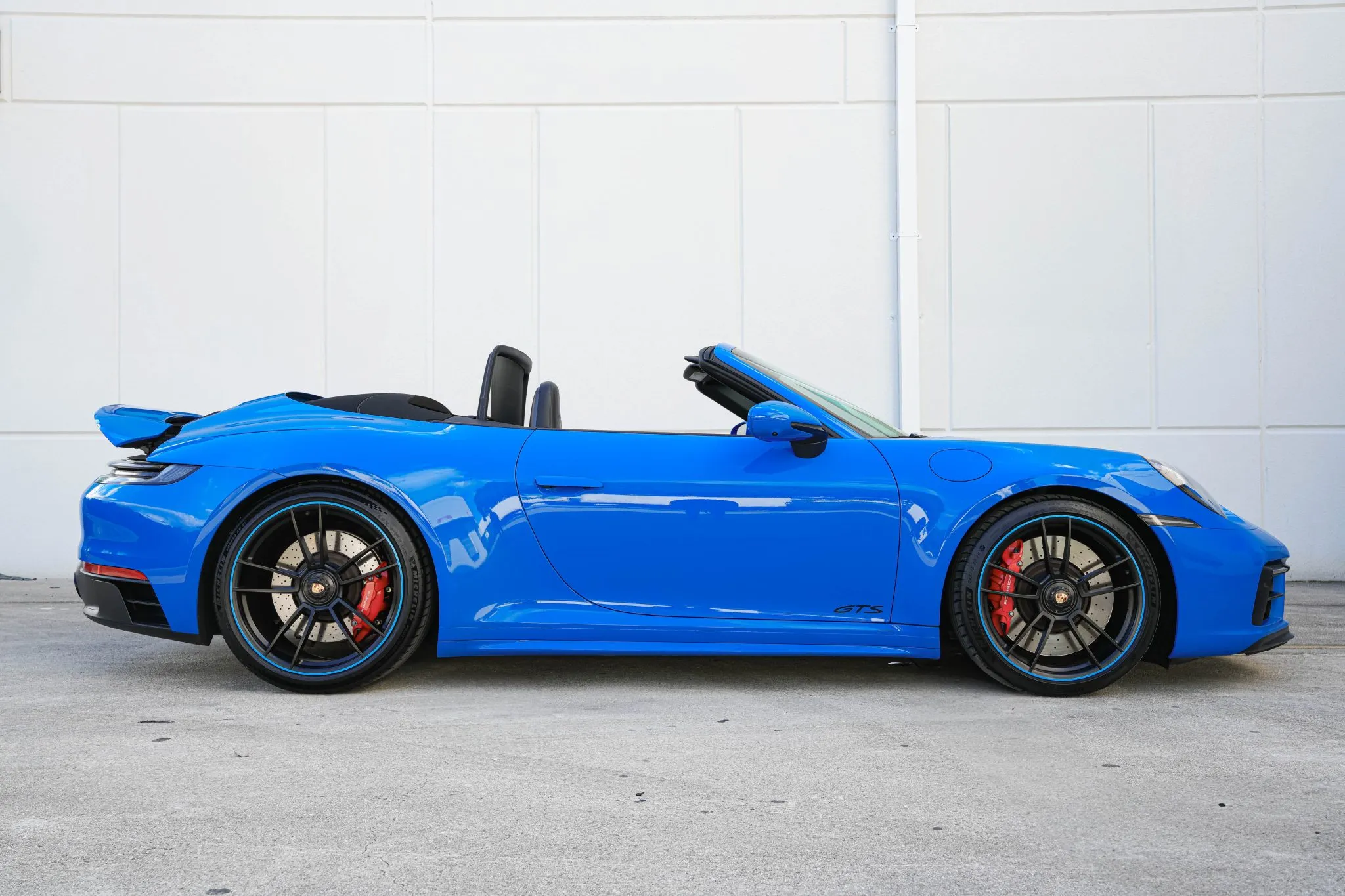 Load larger image of 2023 Porsche 911 Carrera 4 GTS Cabriolet - Stuttcars Classified