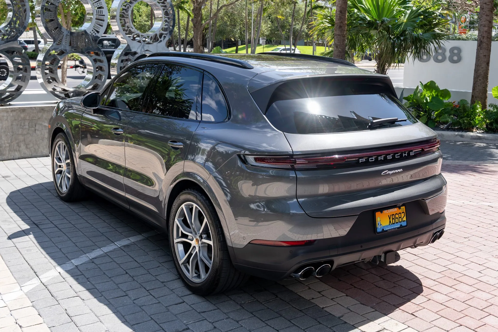 Load larger image of 2024 Porsche Cayenne - Stuttcars Classified
