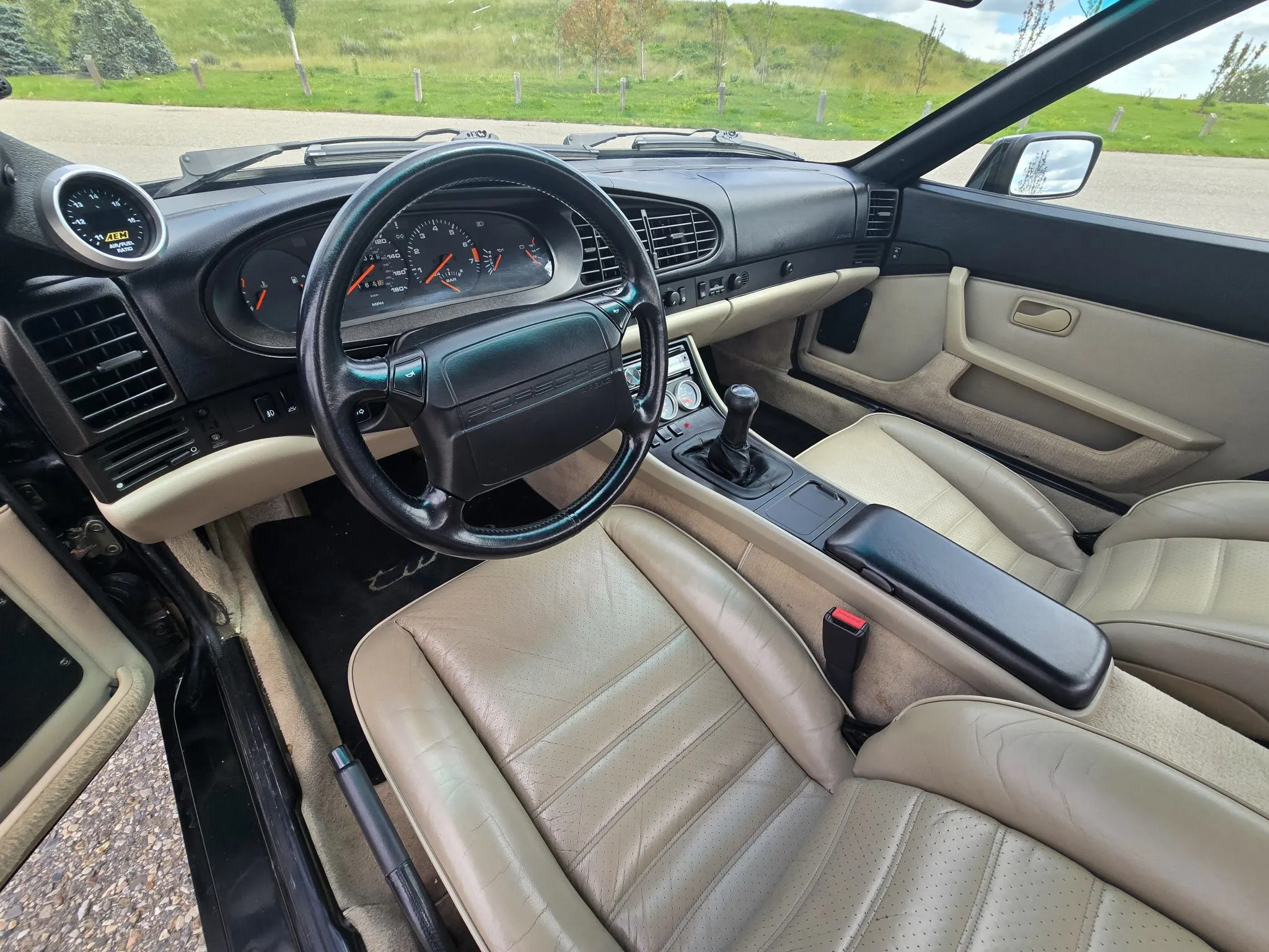 Load larger image of Modified 1987 Porsche 944 Turbo - Stuttcars Classified