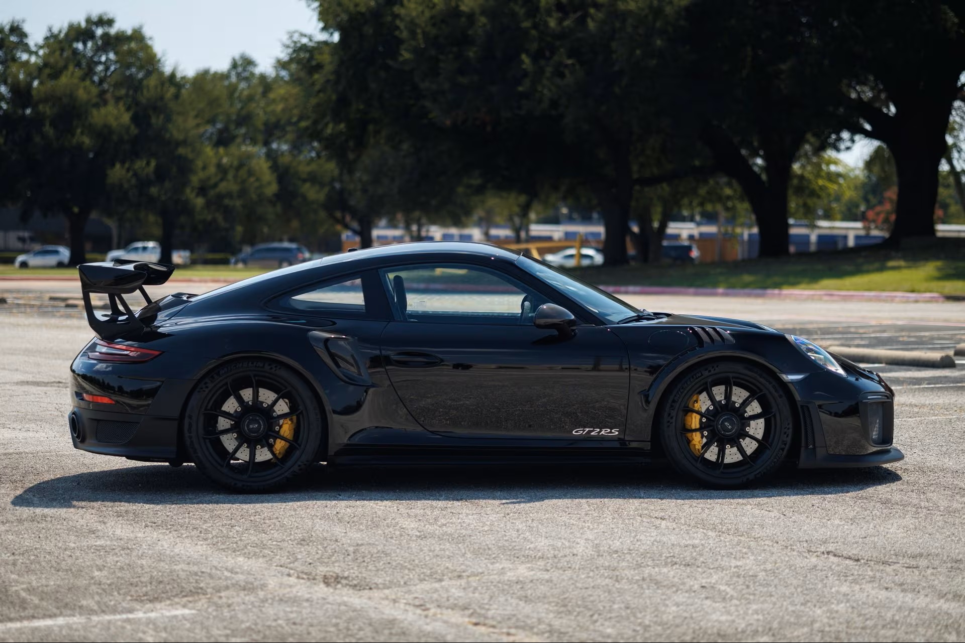 Load larger image of 2018 Porsche 911 GT2 RS Weissach - Stuttcars Classified