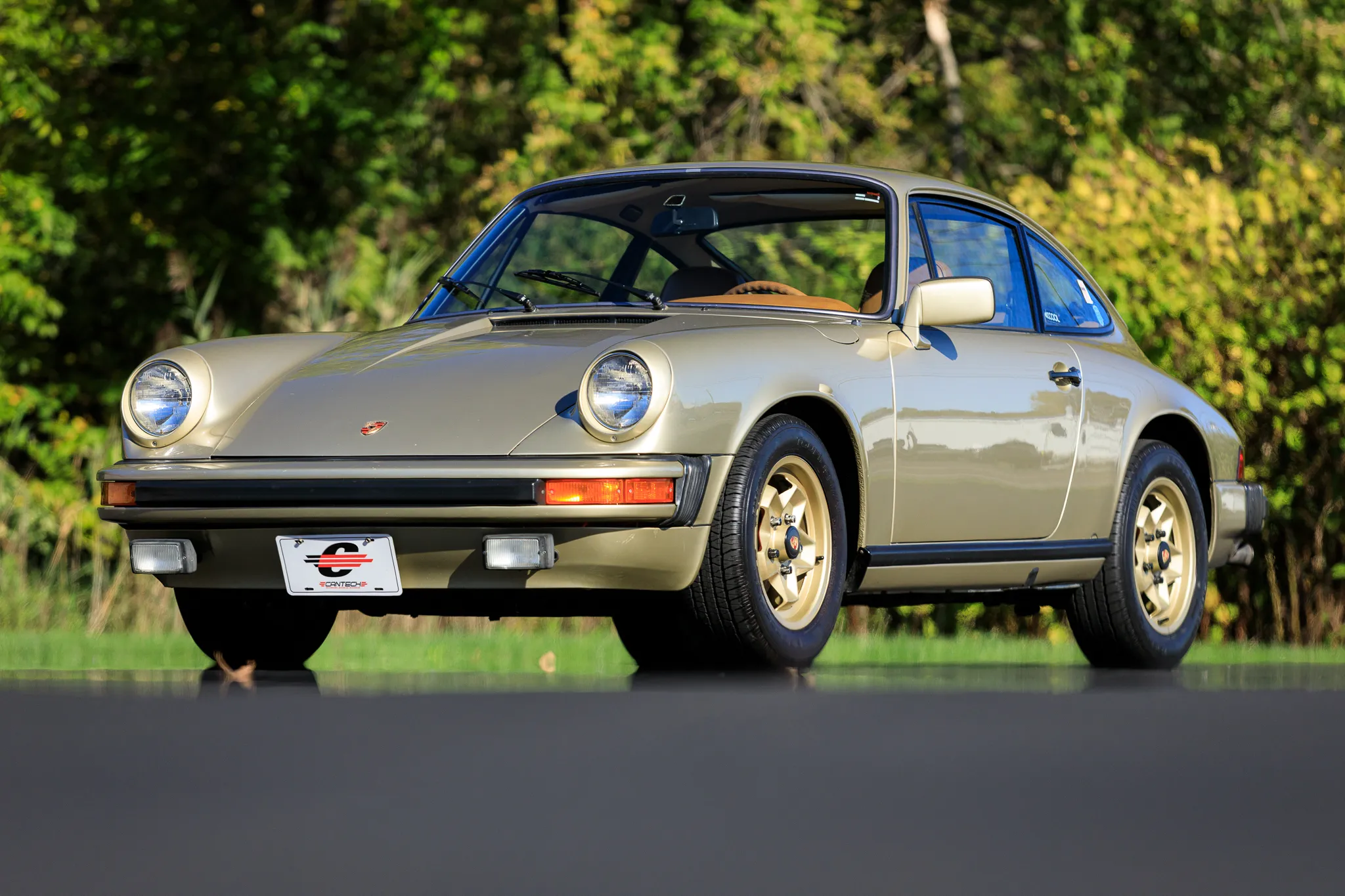 Load larger image of 1976 Porsche 911S Coupe Signature Edition - Stuttcars Classified