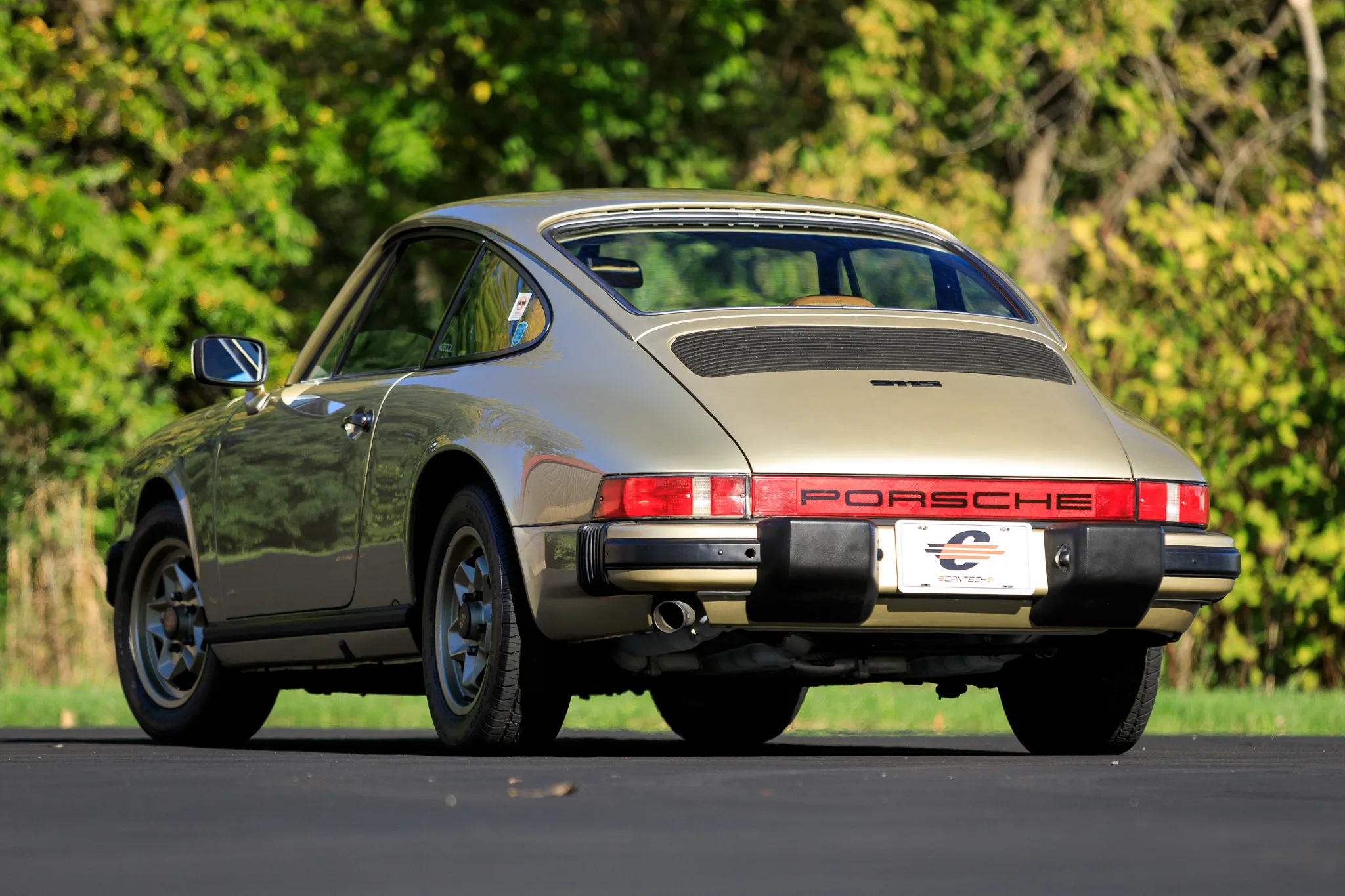 Load larger image of 1976 Porsche 911S Coupe Signature Edition - Stuttcars Classified