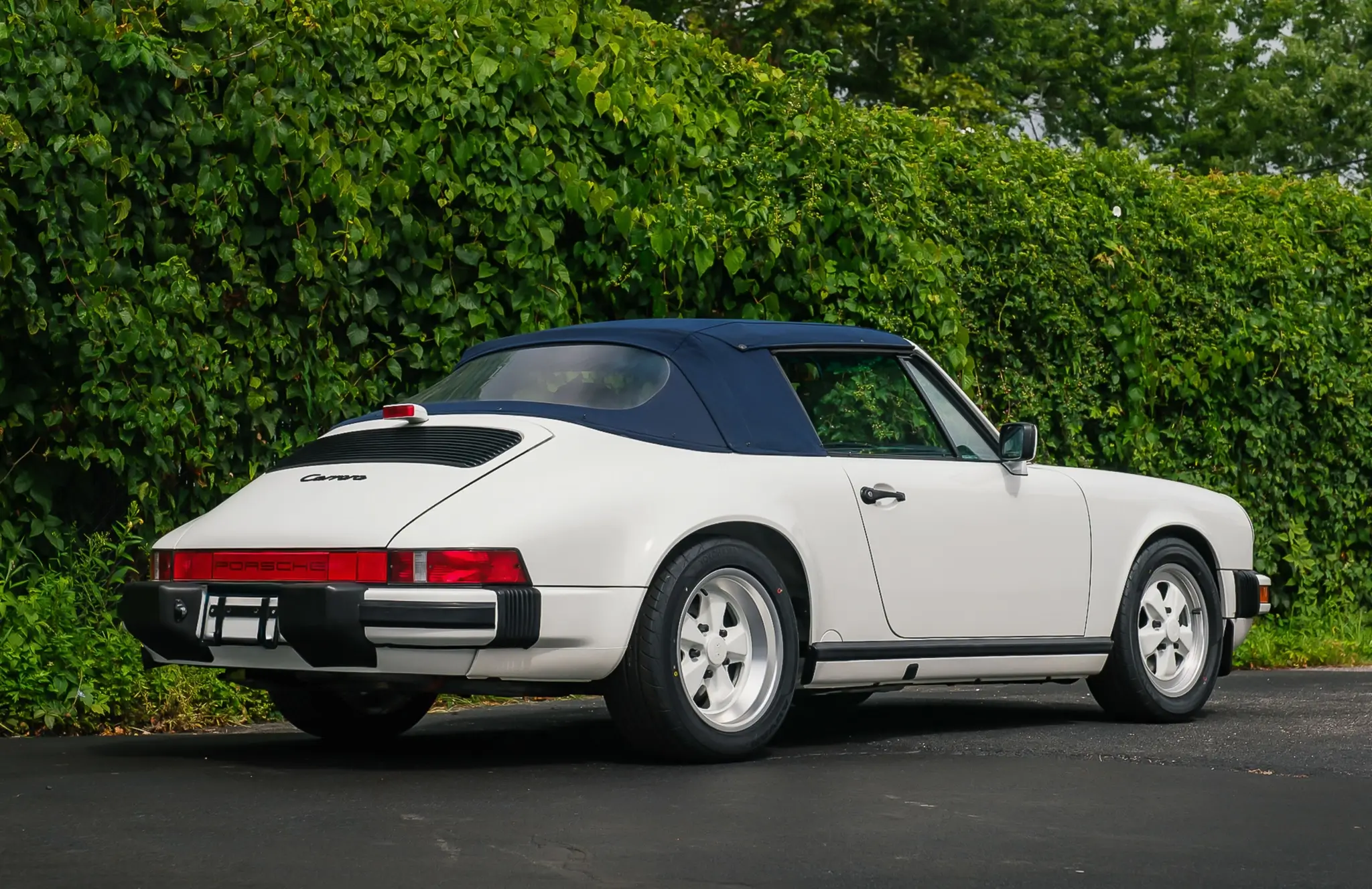 Load larger image of 1989 Porsche 911 Carrera Cabriolet G50 - Stuttcars Classified