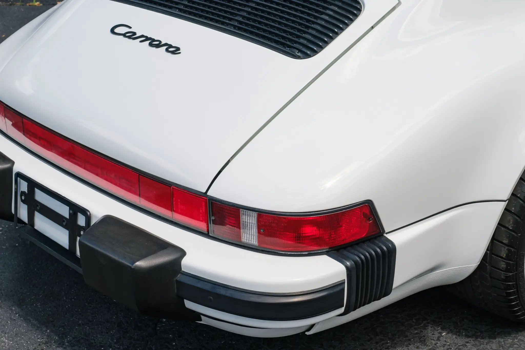 Load larger image of 1989 Porsche 911 Carrera Cabriolet G50 - Stuttcars Classified