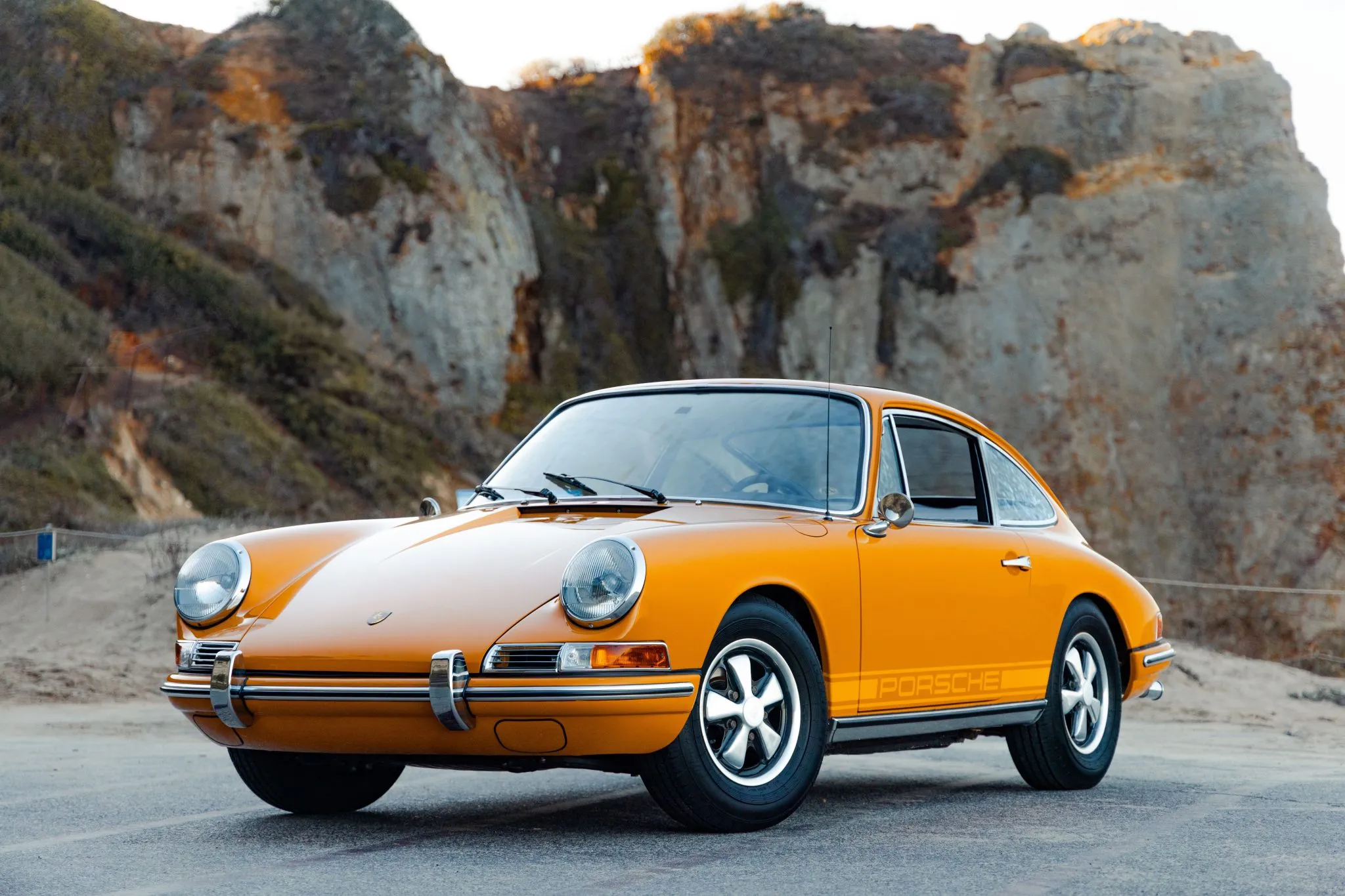 Load larger image of 1968 Porsche 911L - Stuttcars Classified