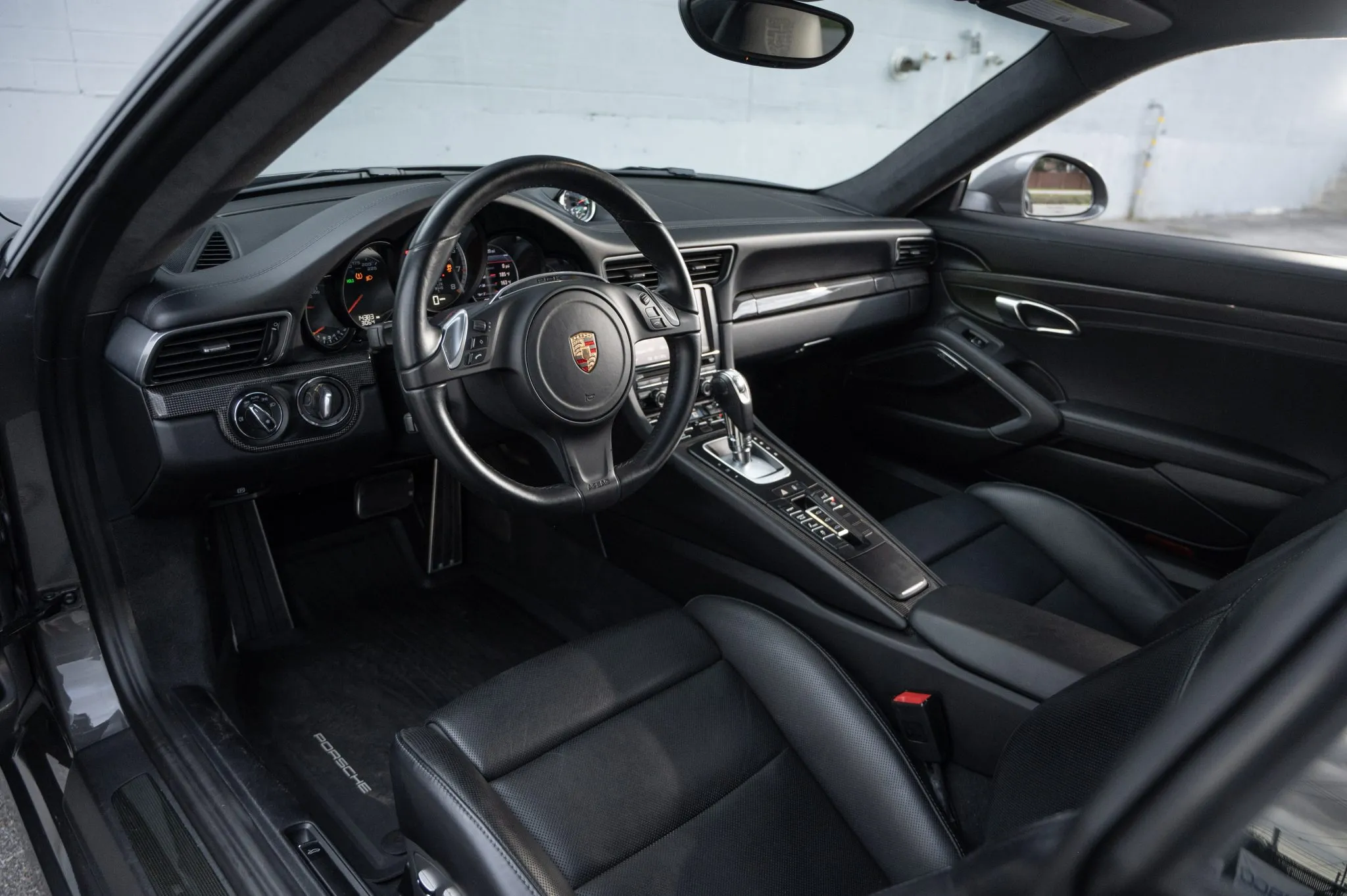 Load larger image of Modified 2015 Porsche 911 Turbo S Coupe - Stuttcars Classified