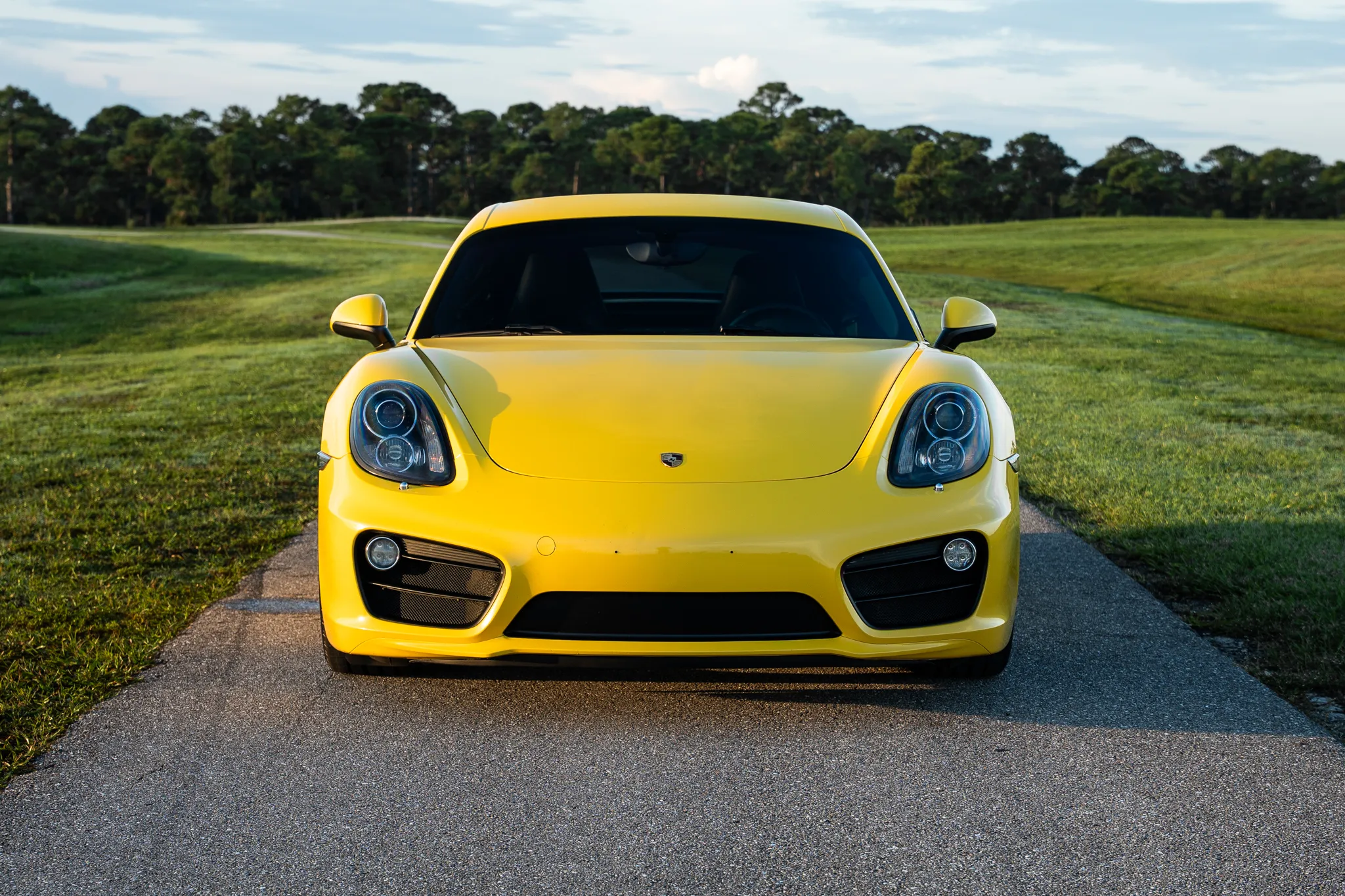 Load larger image of 2014 Porsche Cayman S - Stuttcars Classified