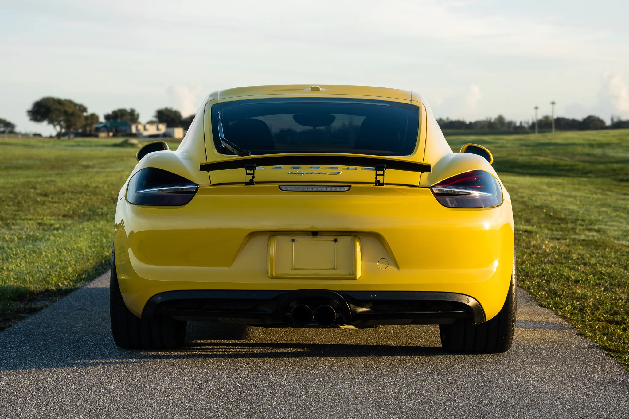 Load larger image of 2014 Porsche Cayman S - Stuttcars Classified