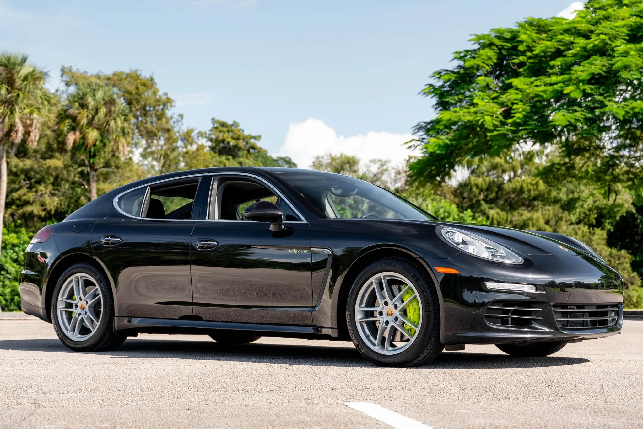 Load larger image of 2014 Porsche Panamera S E-Hybrid - Stuttcars Classified