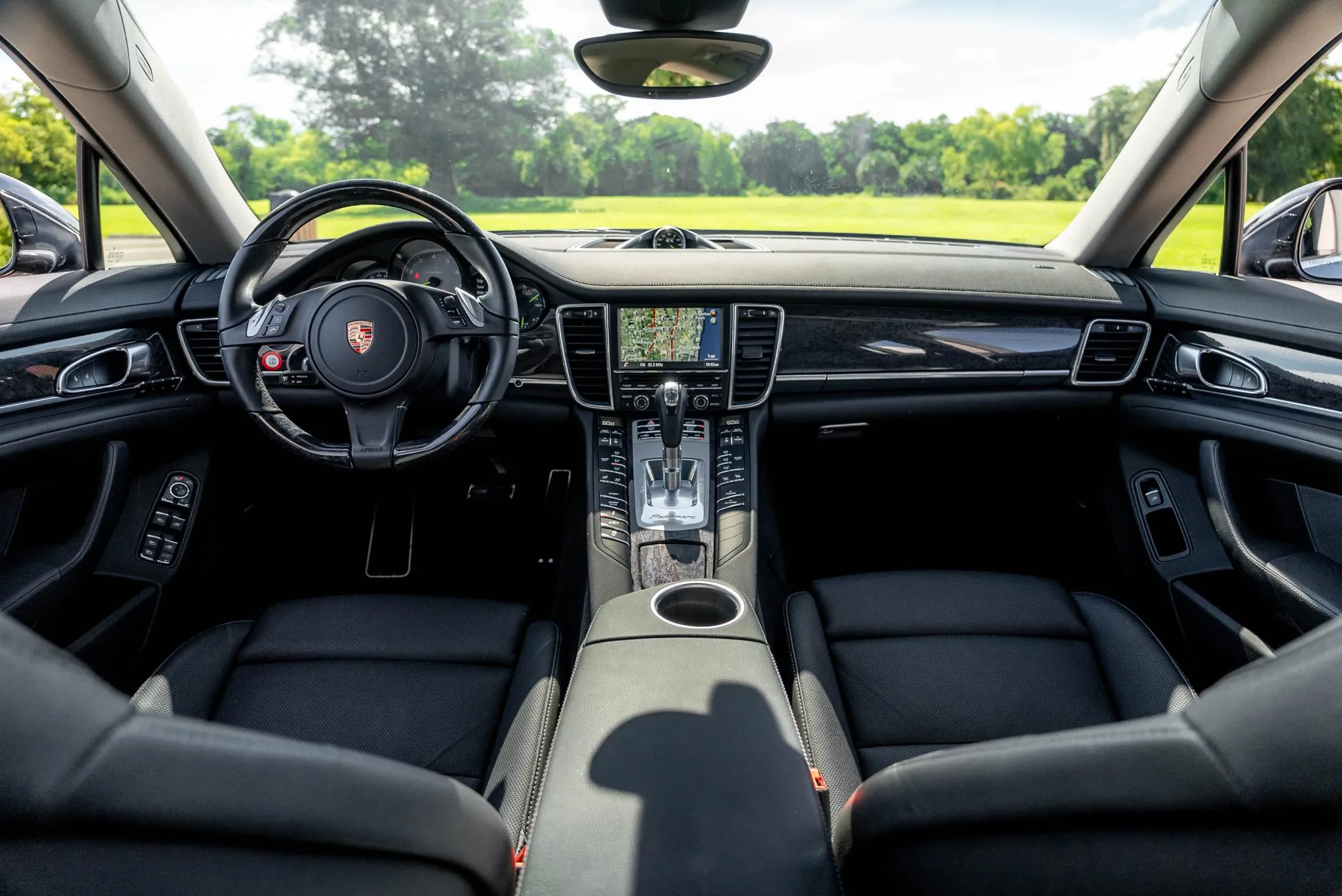 Load larger image of 2014 Porsche Panamera S E-Hybrid - Stuttcars Classified