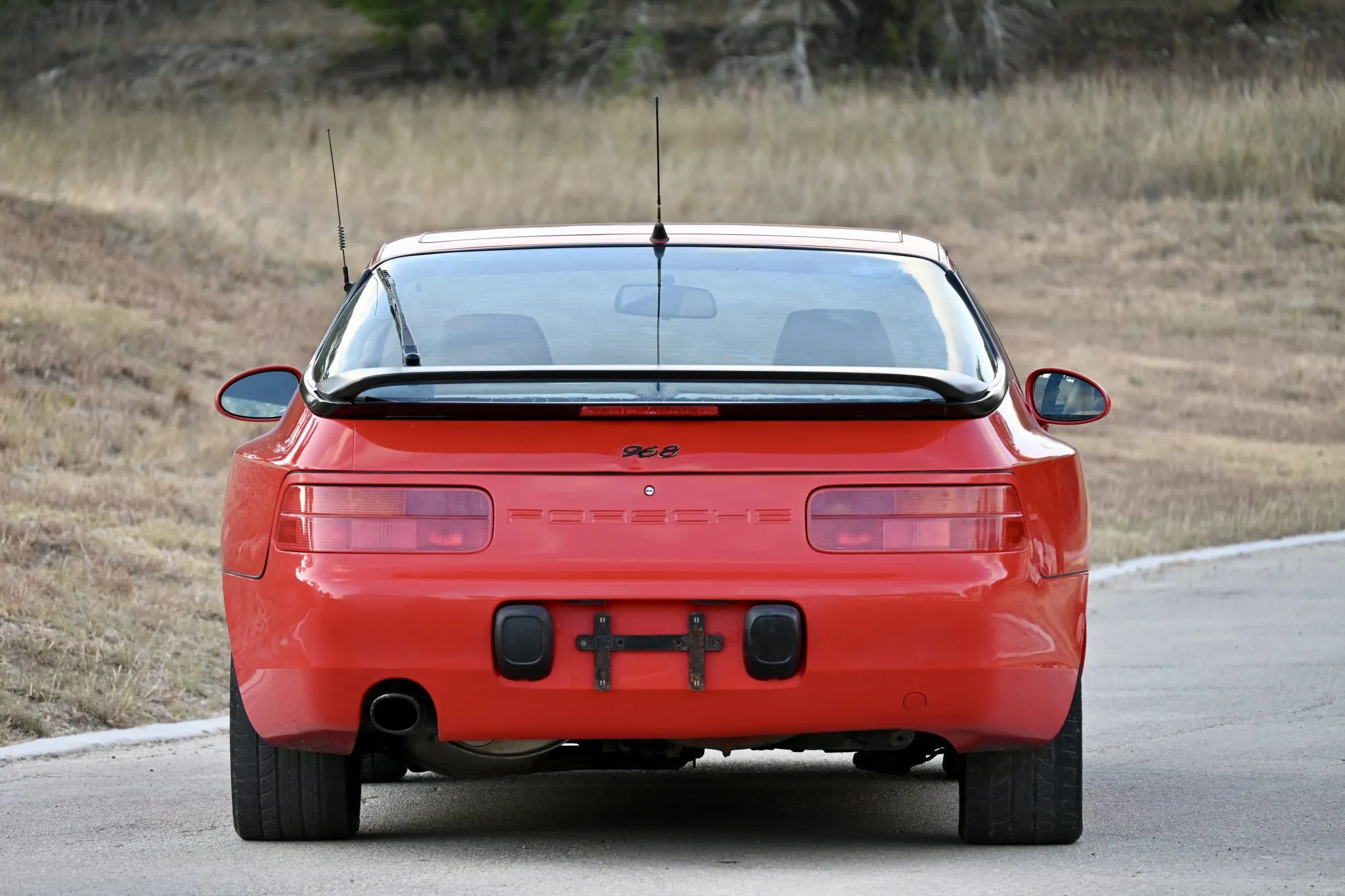 Load larger image of 1992 Porsche 968 Coupe - Stuttcars Classified