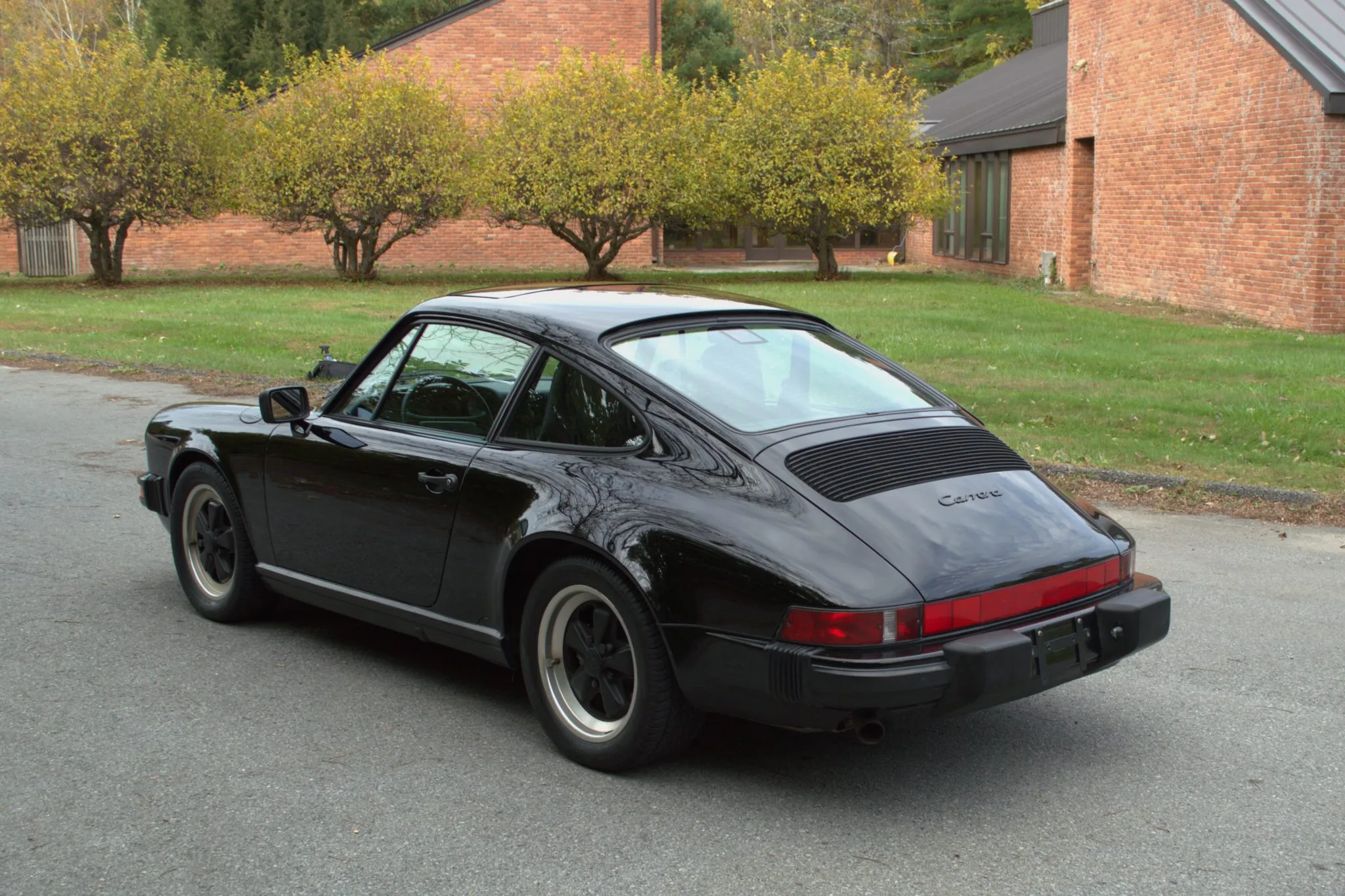 Load larger image of 1988 Porsche 911 Carrera Coupe G50 - Stuttcars Classified