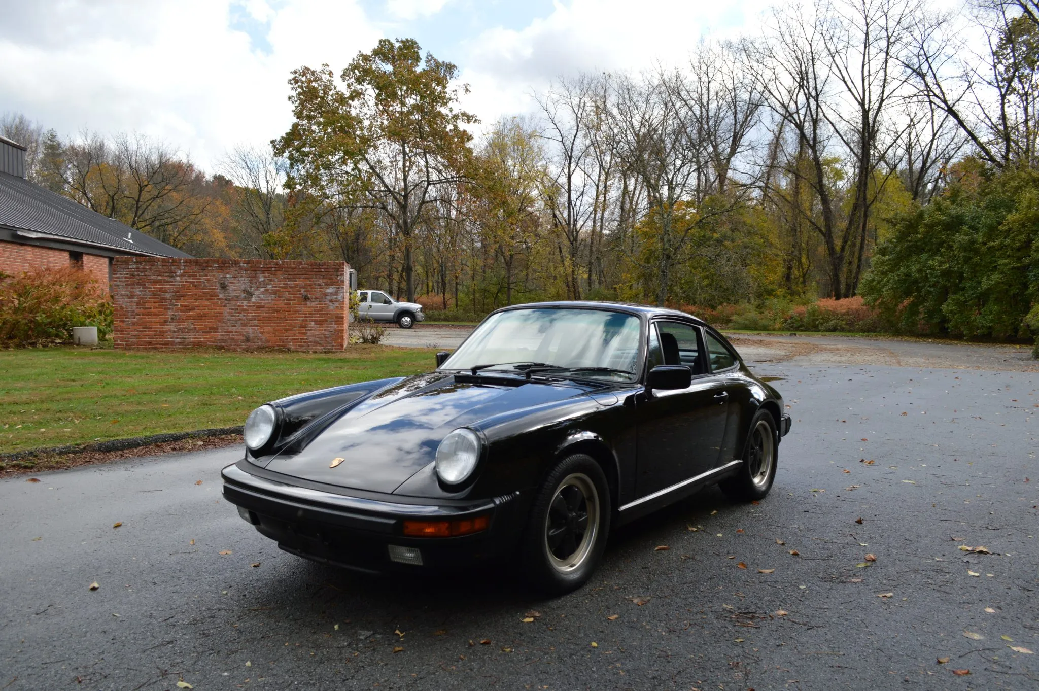 Load larger image of 1988 Porsche 911 Carrera Coupe G50 - Stuttcars Classified