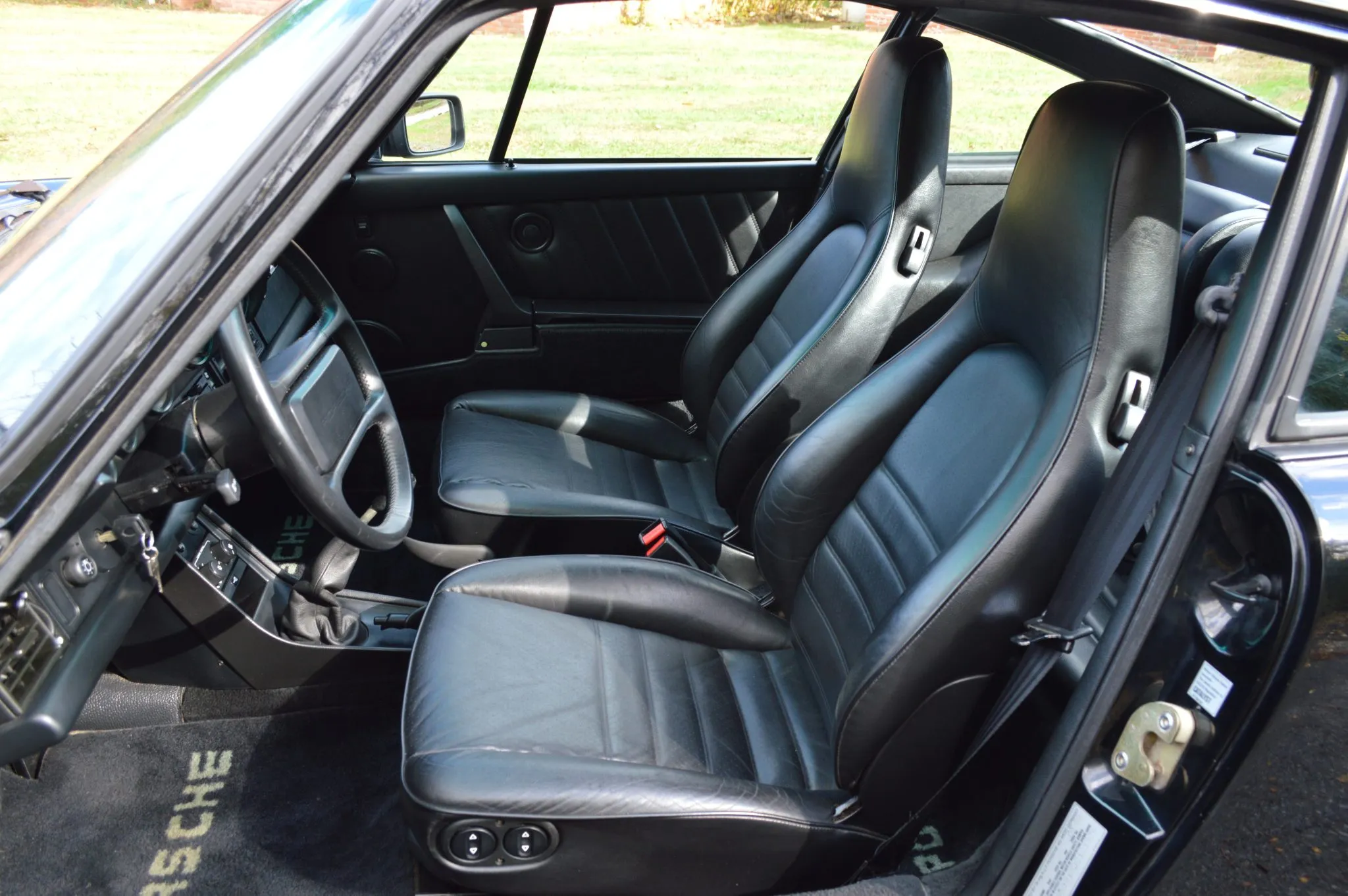 Load larger image of 1988 Porsche 911 Carrera Coupe G50 - Stuttcars Classified